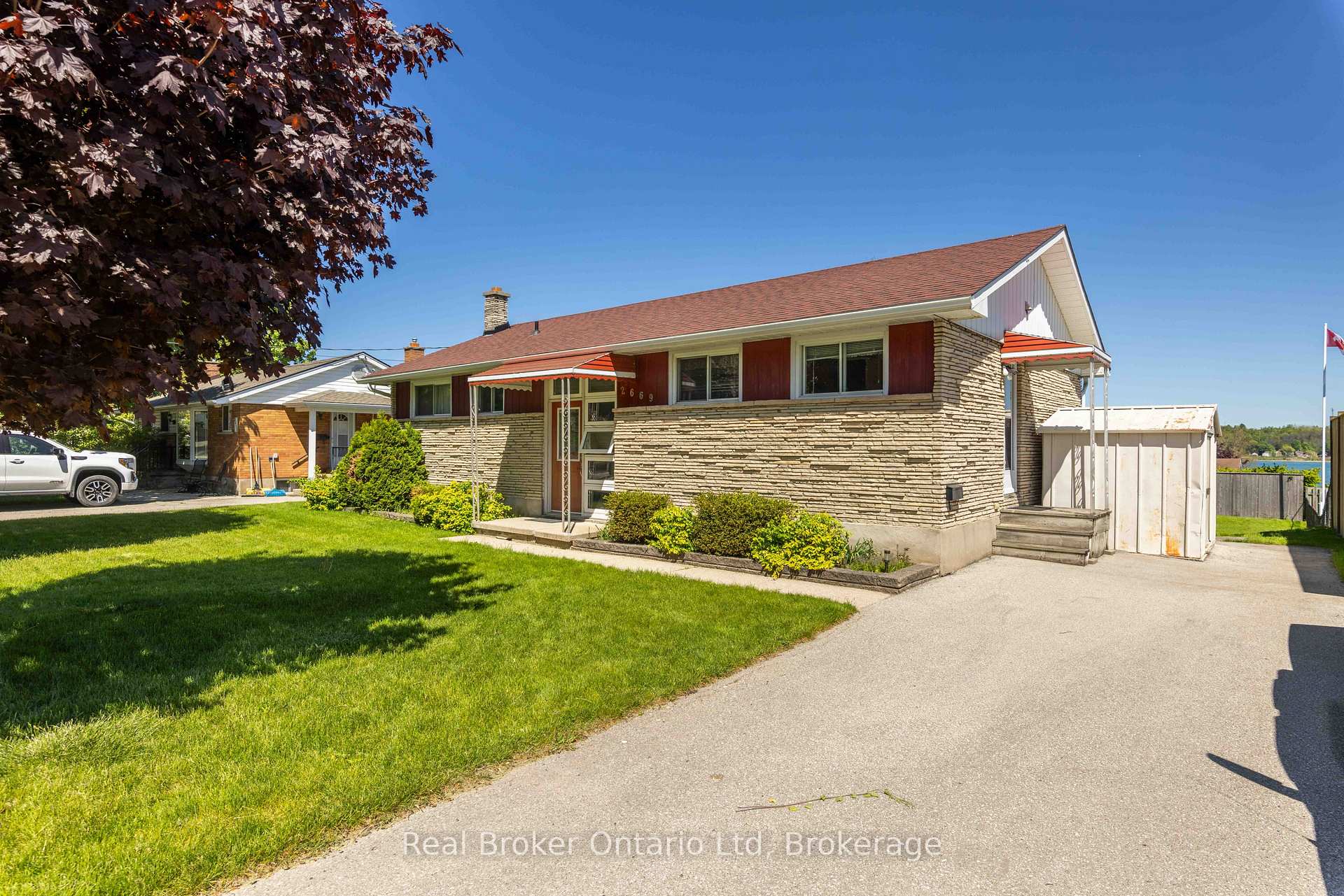 2669 3rd Avenue W, Owen Sound — photo 3 of 5