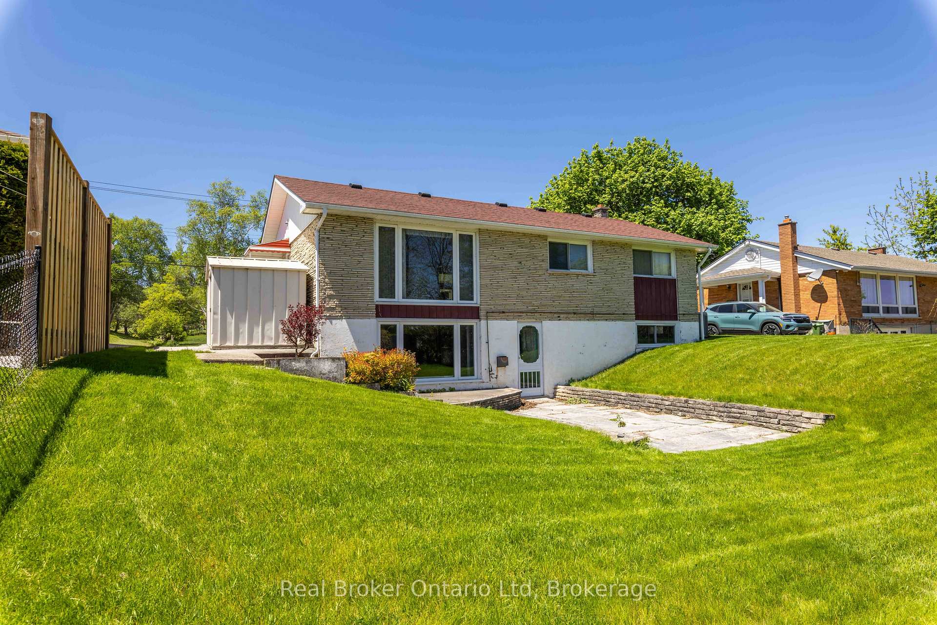 2669 3rd Avenue W, Owen Sound — photo 5 of 5