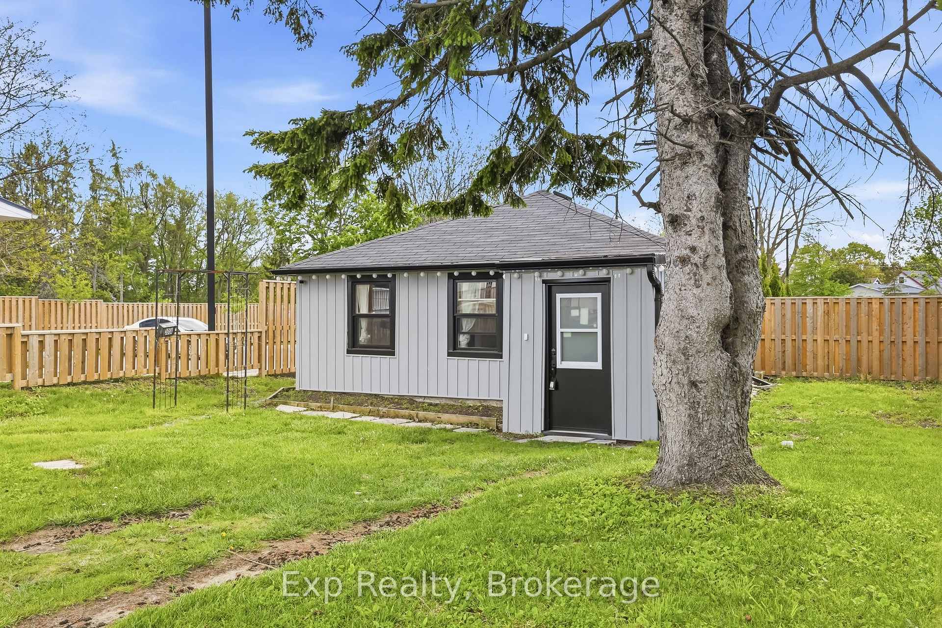 395A William Street, Cobourg — photo 5 of 5