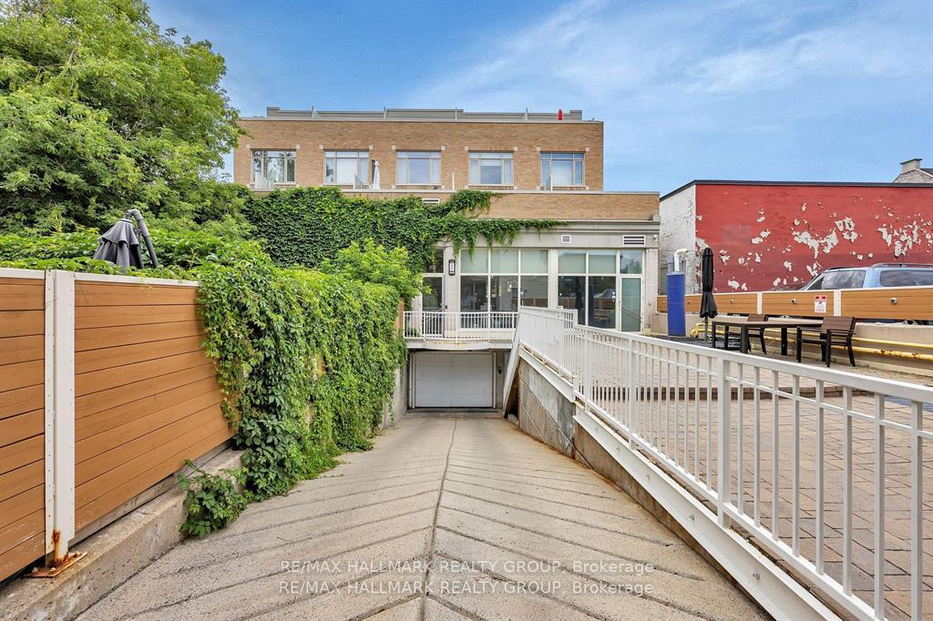 202 St Patrick Street 12, Lower Town - Sandy Hill — photo 5 of 5