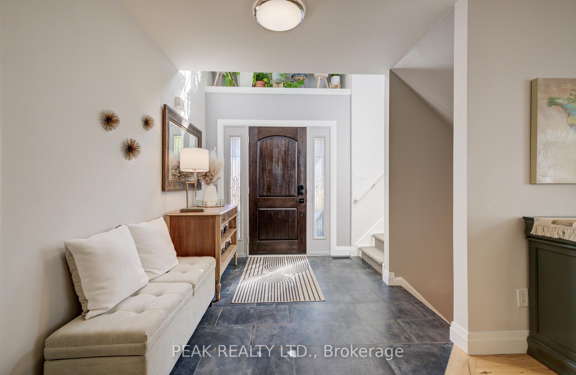 110 Laschinger Boulevard, Wilmot — photo 3 of 5
