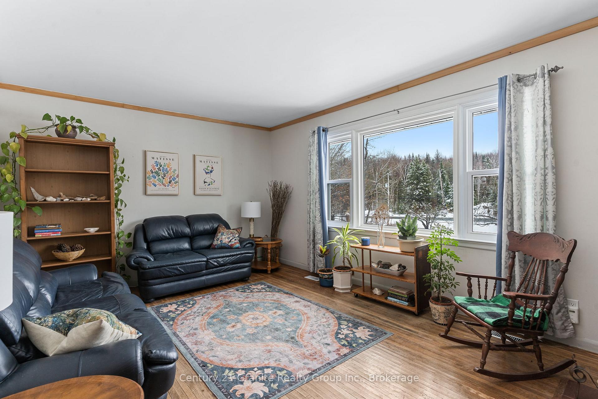 1523 County Road 21 Road, Minden Hills — photo 4 of 5