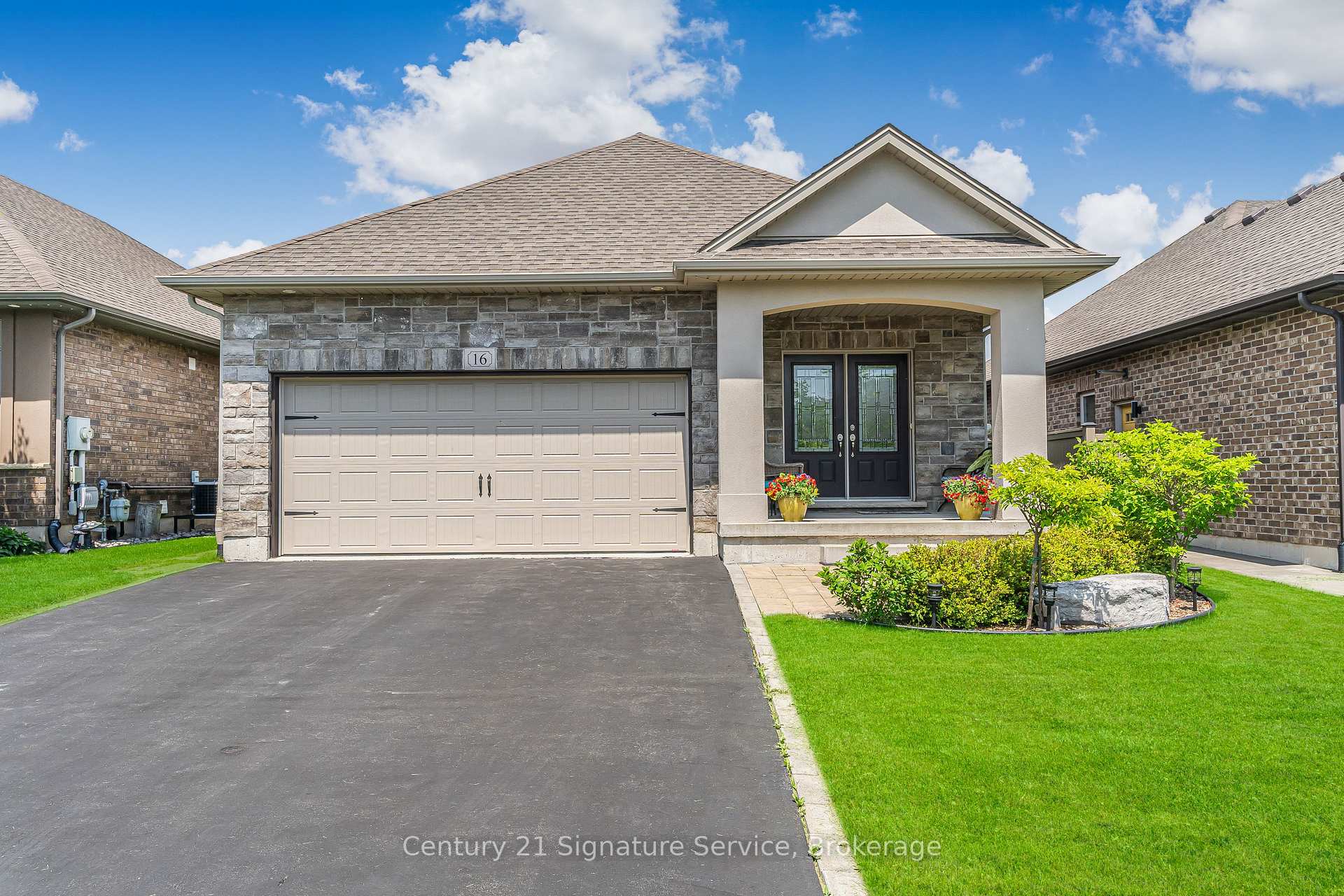 16 Gaiser Road, Welland, ON L3C 0B5 — Welland, Ontario