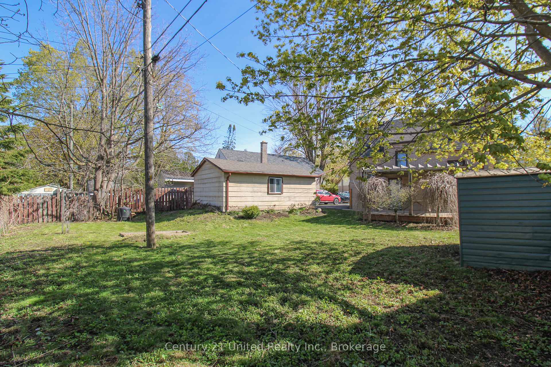 819 Argyle Street, Peterborough — photo 5 of 5