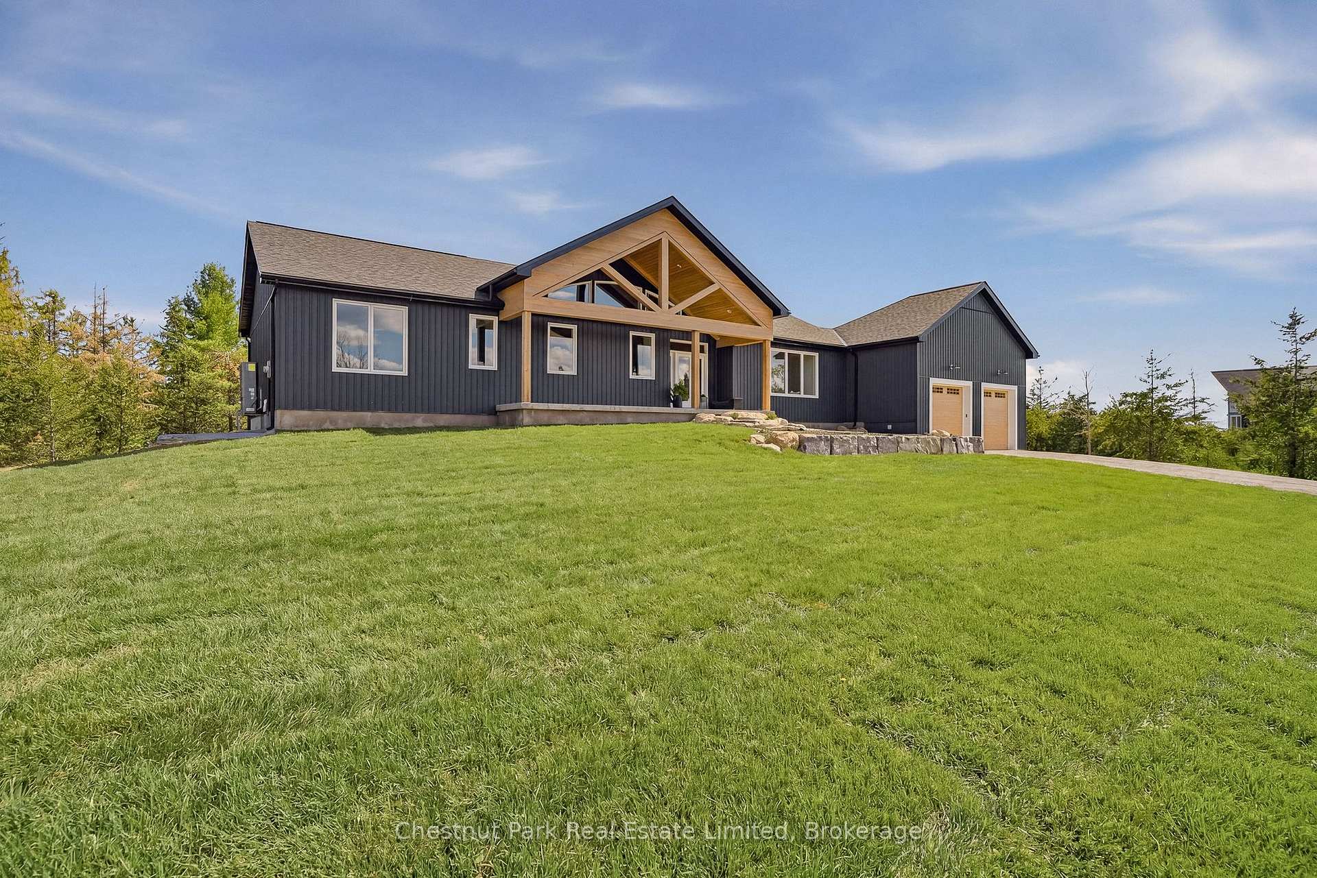 2621 Victoria Road, Prince Edward County — photo 4 of 5