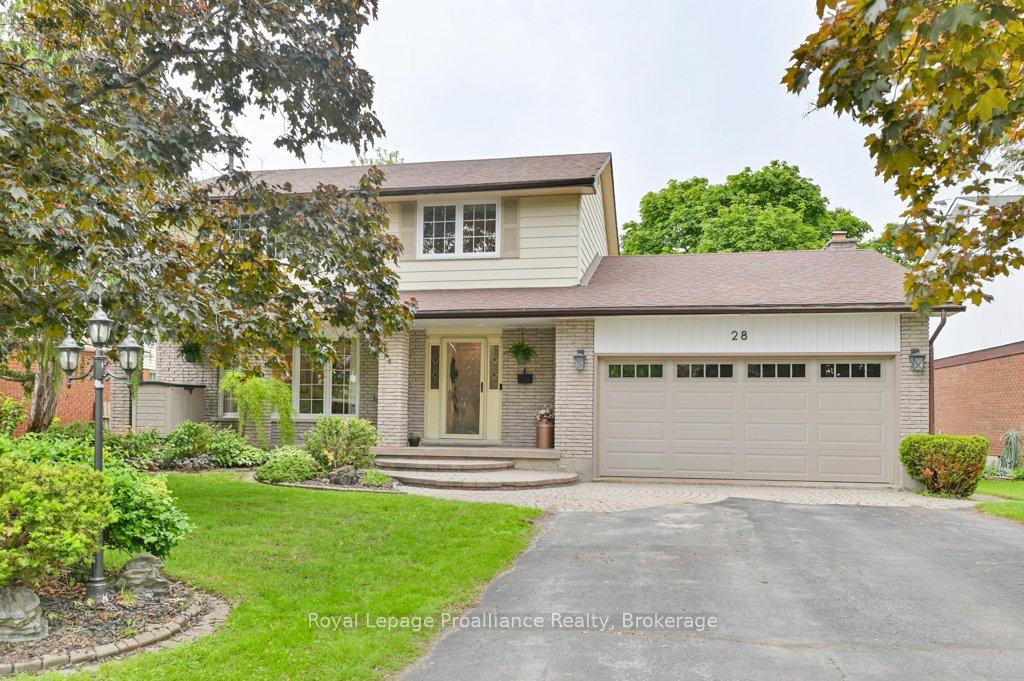28 Briarwood Crescent, Belleville — photo 3 of 5