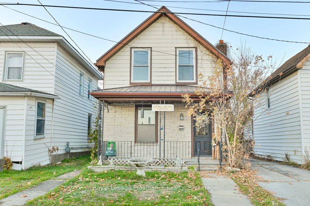 431 Main Street, Deseronto — photo 3 of 5