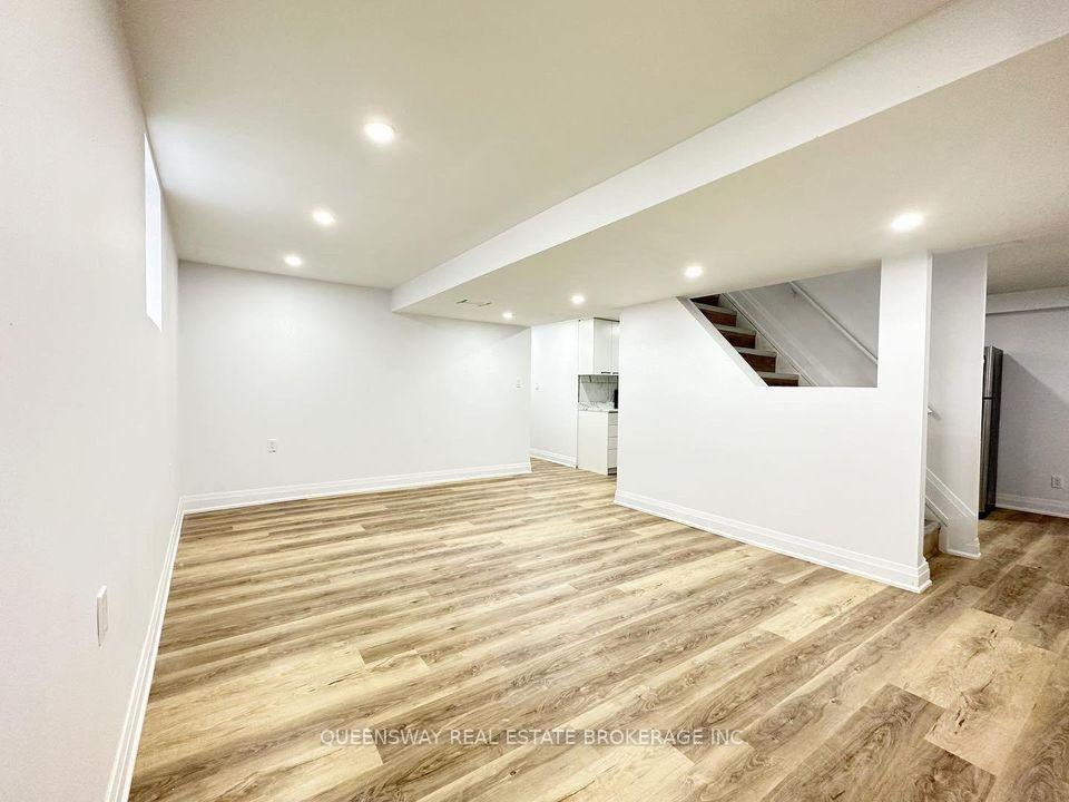 7 Leaside Drive Basement, Welland, ON L3C 6B1 — Welland, Ontario
