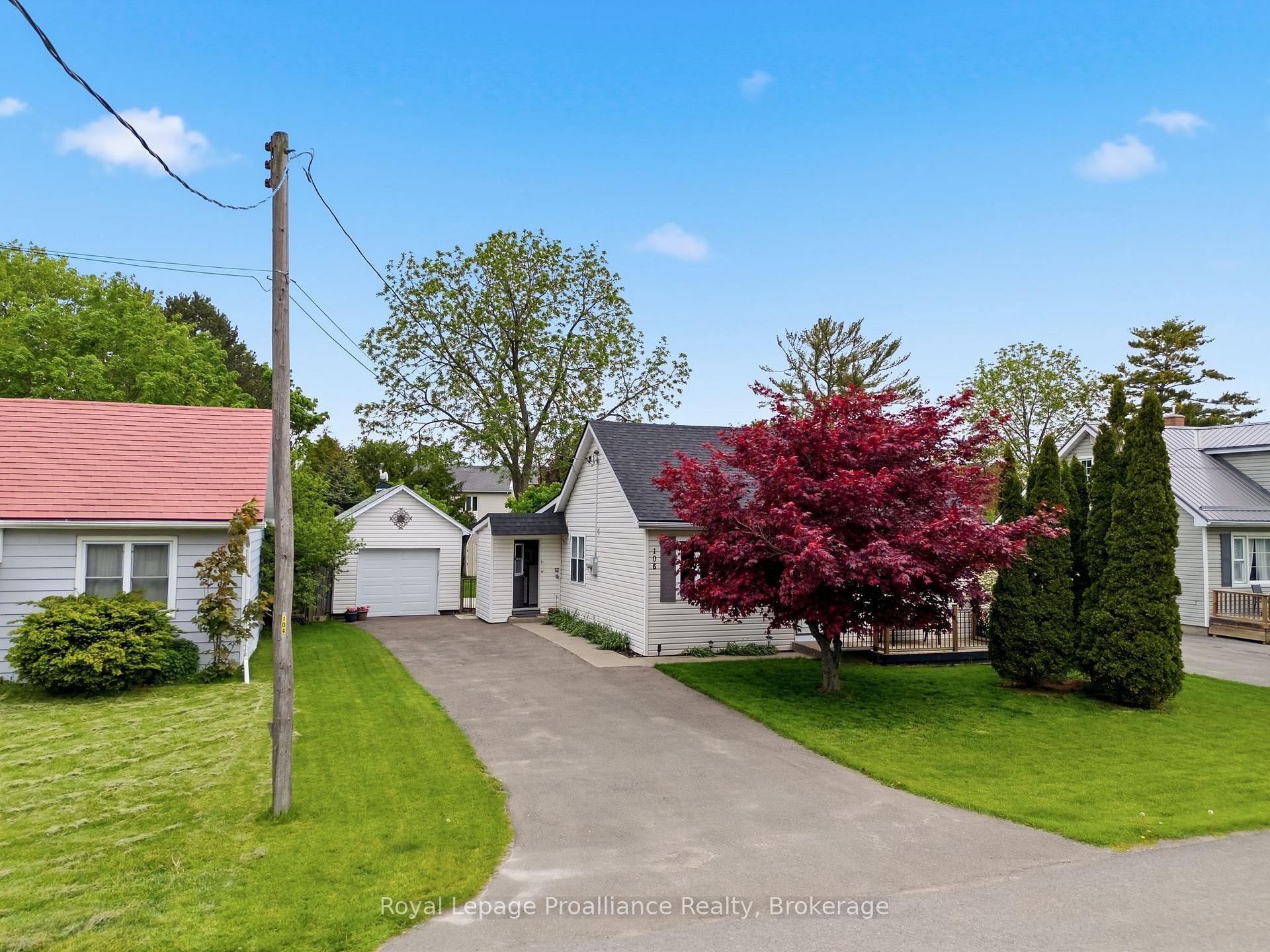 106 Karl Street, Belleville — photo 2 of 5