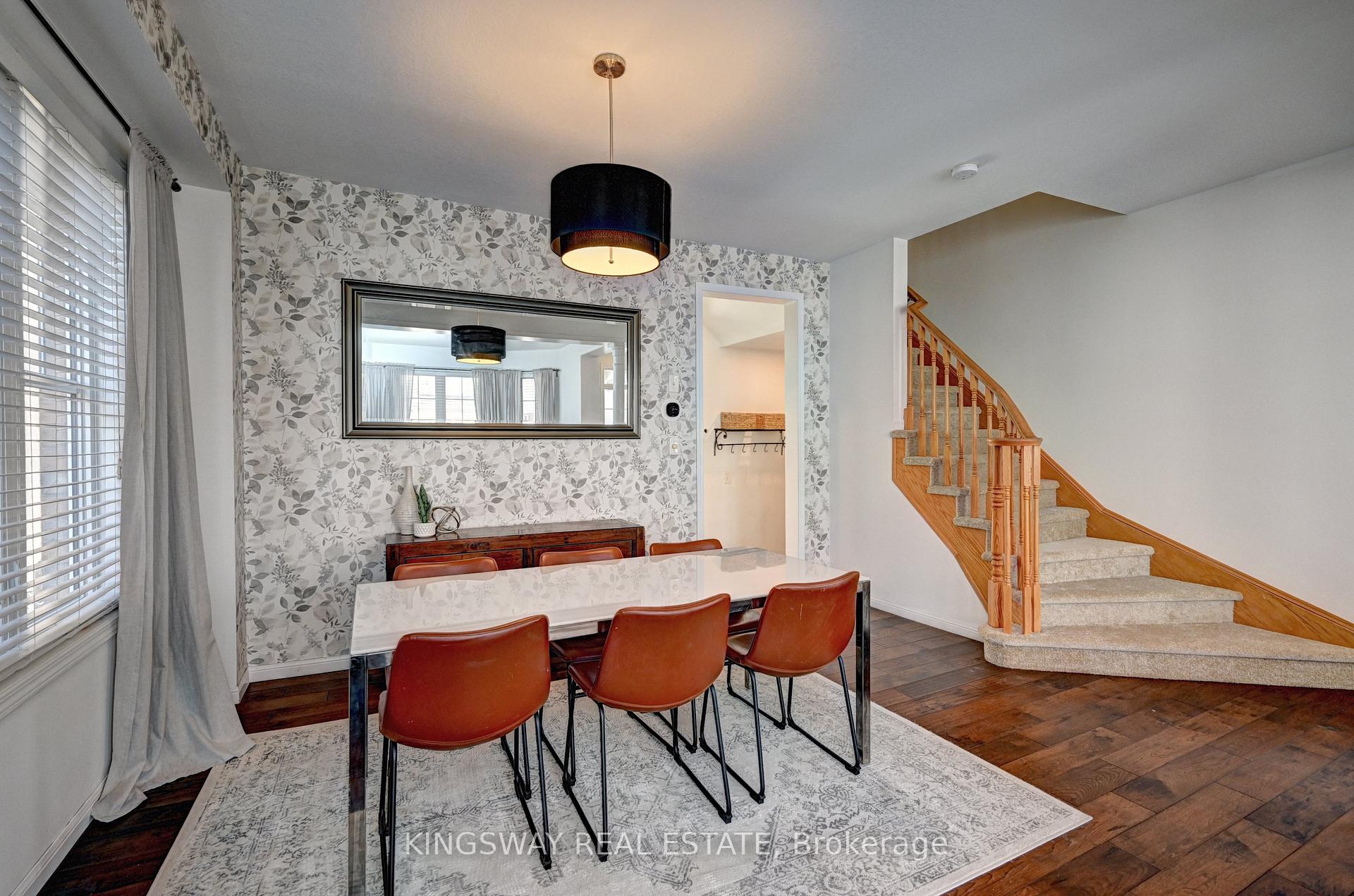 222 Baldwin Drive, Cambridge — photo 4 of 5