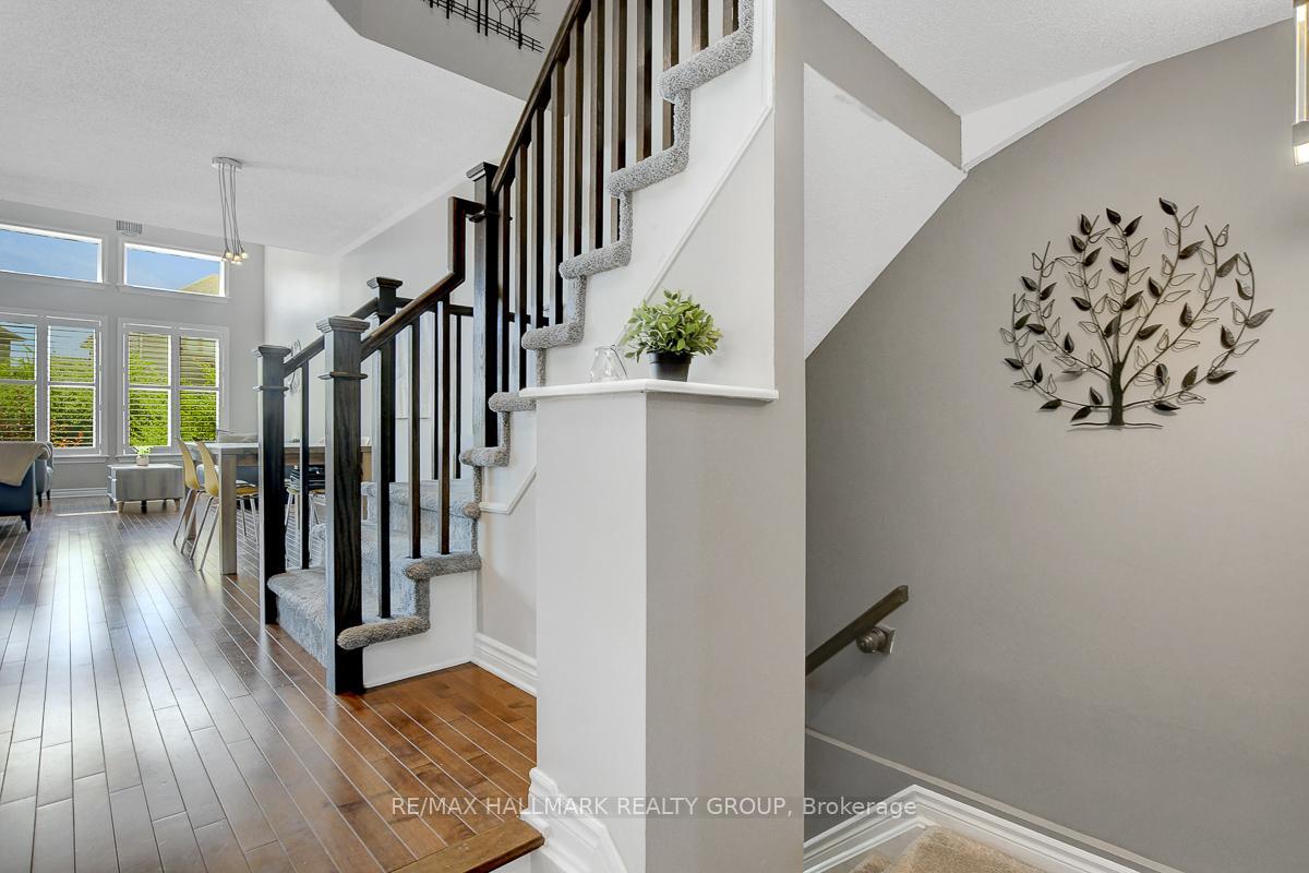 755 Bowercrest Crescent, Blossom Park - Airport and Area — photo 4 of 5