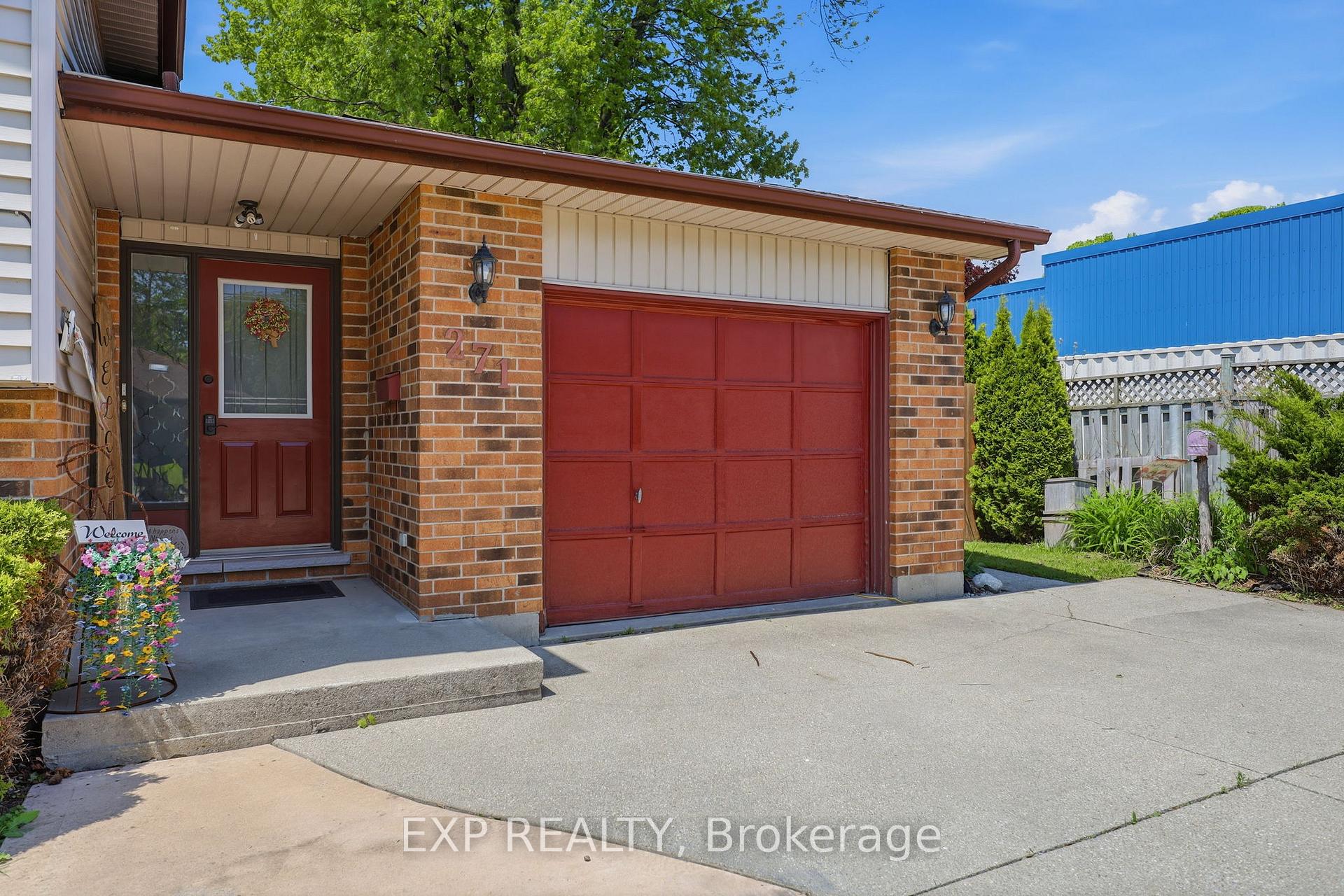 271 Anne Street, West Elgin — photo 3 of 5