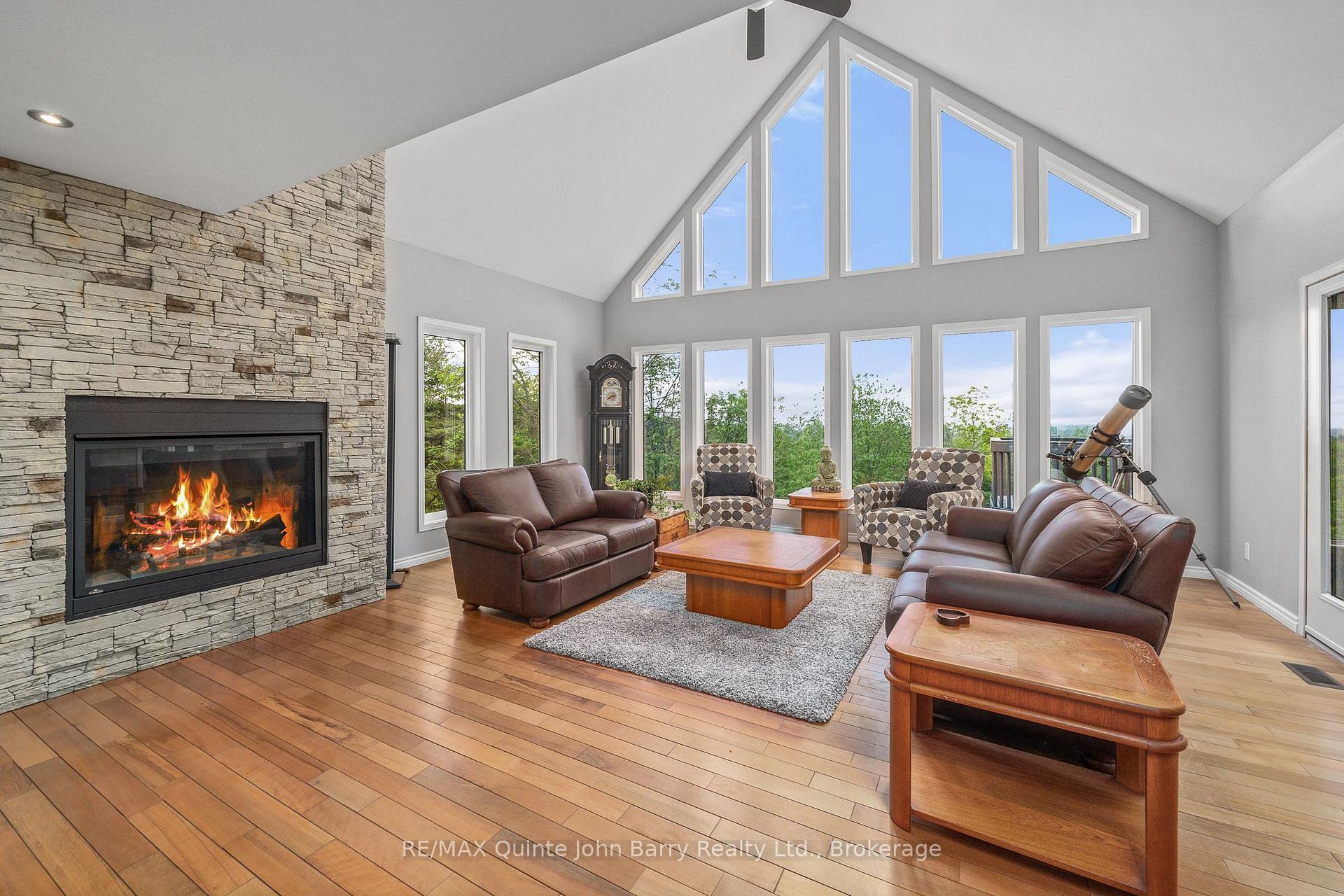 331 Drewery Street, Brighton — photo 4 of 5