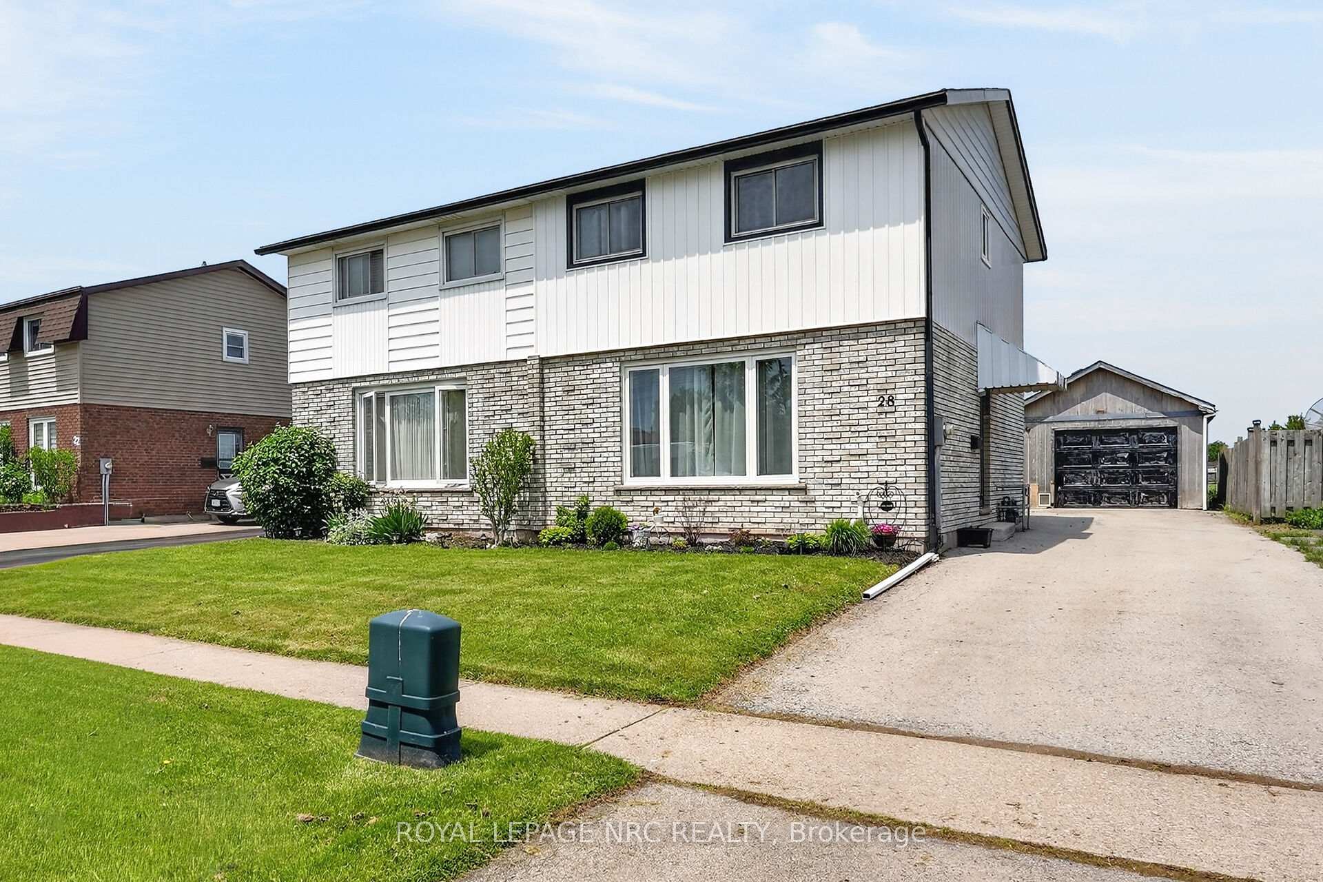 28 Chantal Court, Welland — photo 2 of 5