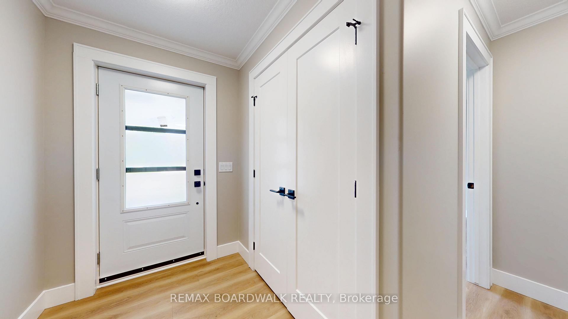 1025 Aspen Drive, Brockville — photo 2 of 5