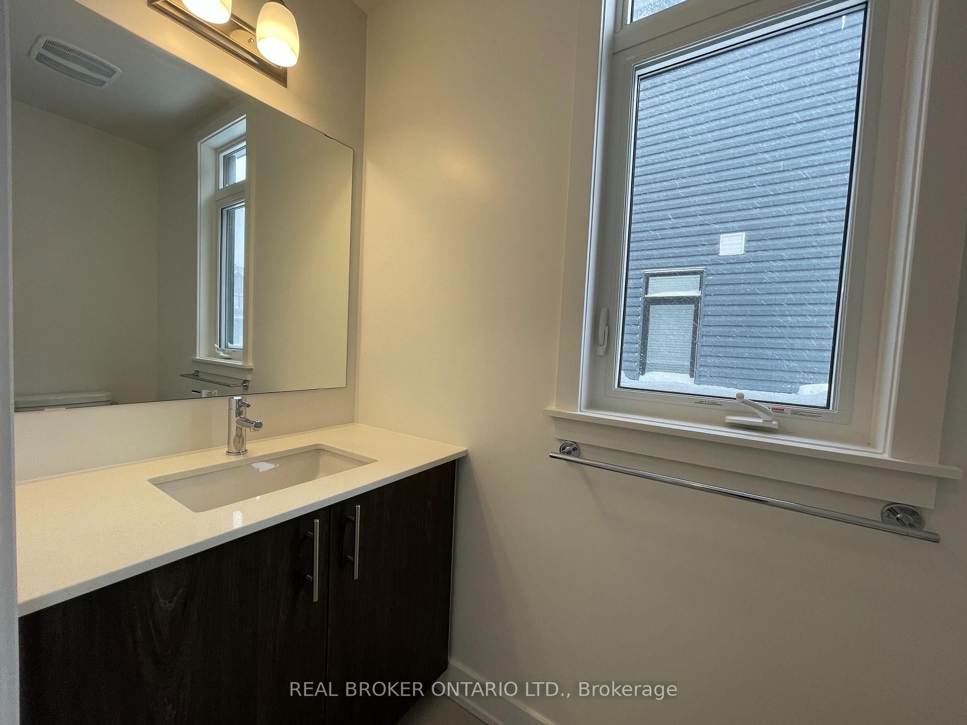 882 Solarium Avenue, Blossom Park - Airport and Area — photo 4 of 5