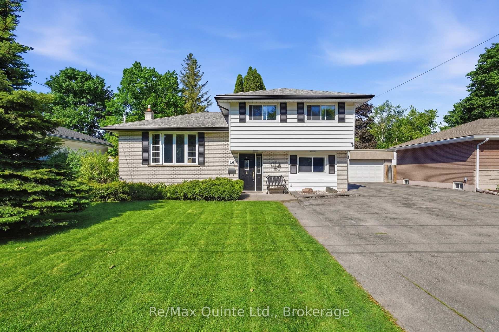 26 Applewood Drive, Belleville, ON K8P 4E2 — Belleville, Ontario