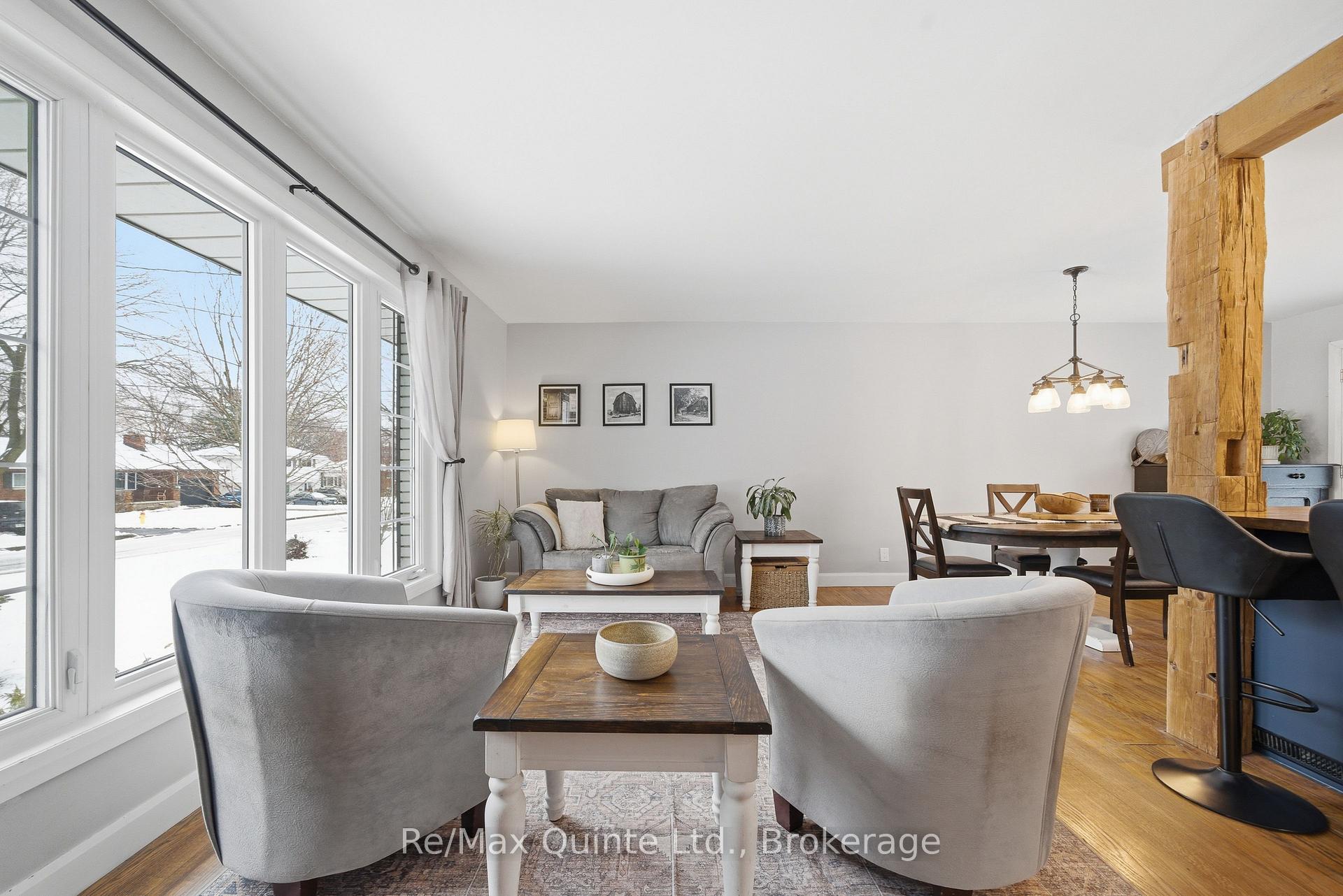 26 Applewood Drive, Belleville — photo 3 of 5