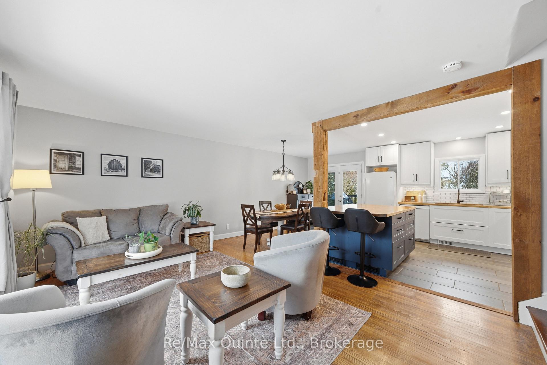 26 Applewood Drive, Belleville — photo 5 of 5