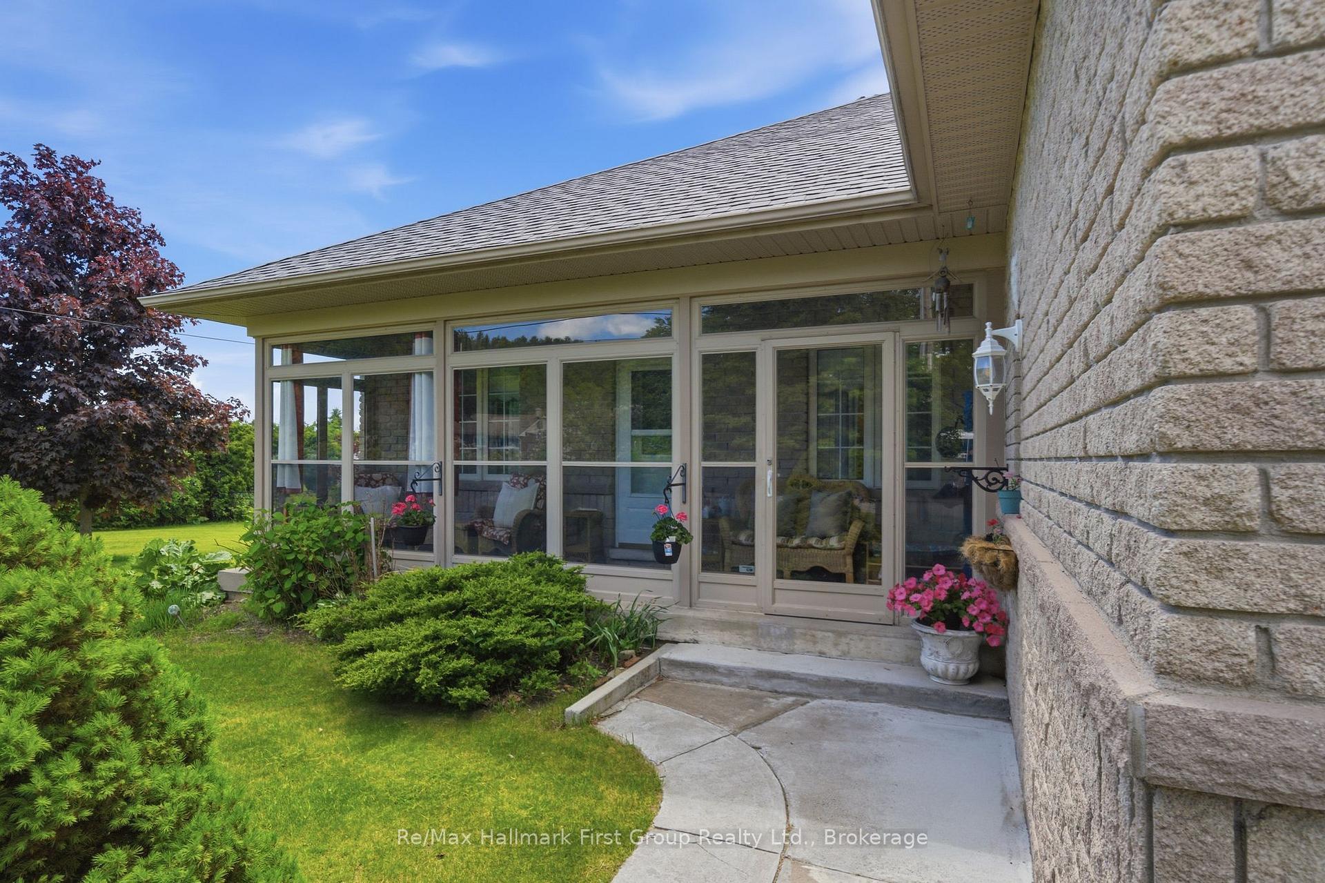 2518 Nagle Road, Hamilton Township — photo 3 of 5