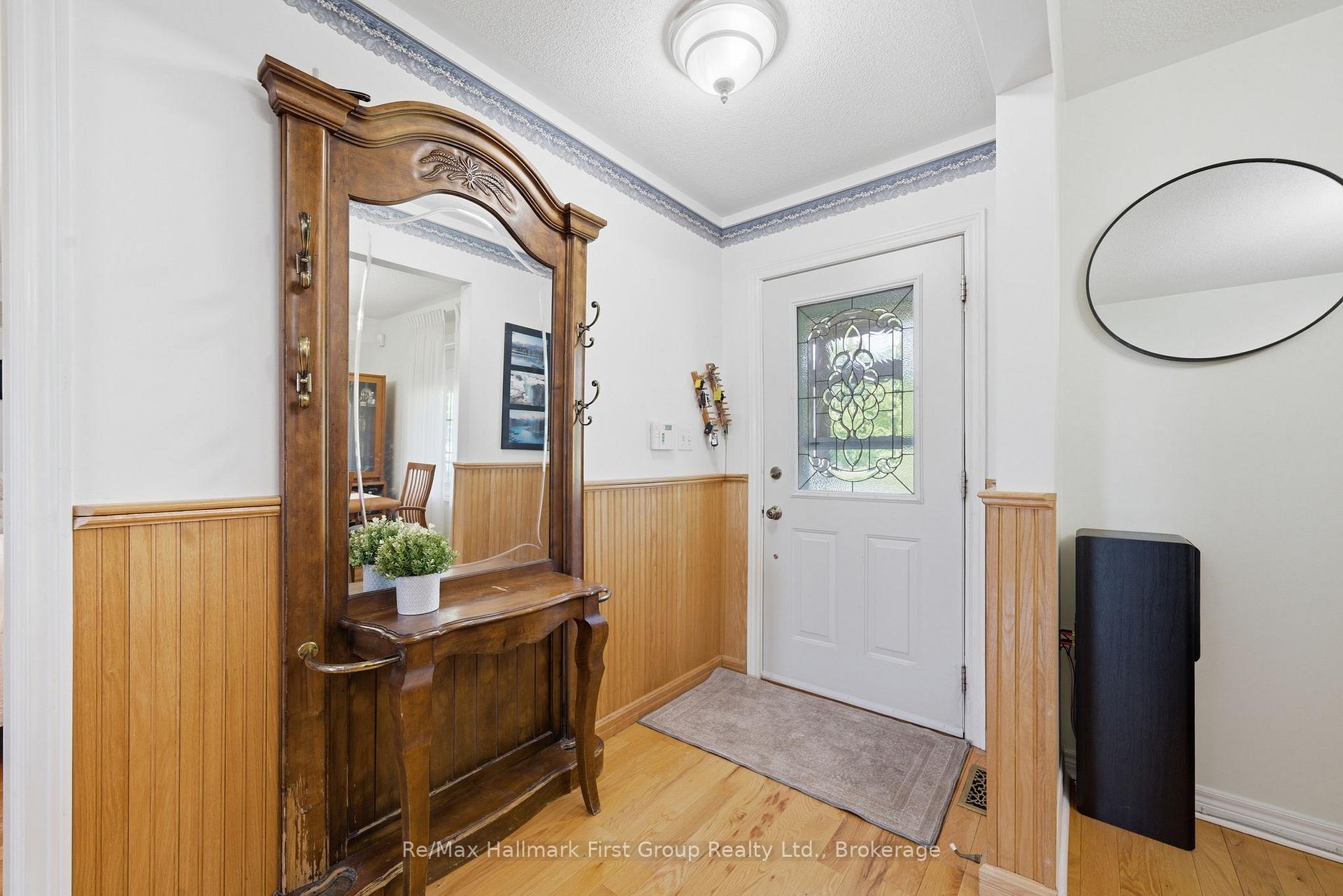 2518 Nagle Road, Hamilton Township — photo 5 of 5