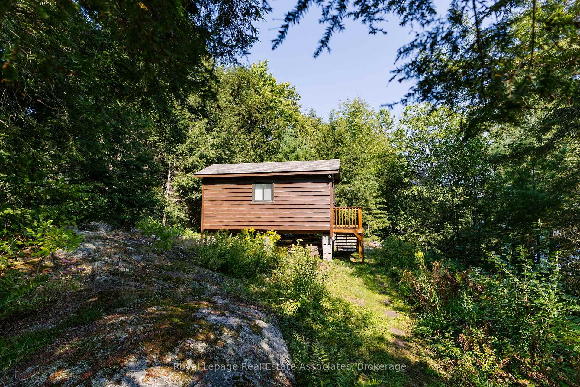 6415 Kennisis Lake Road, Dysart et al, ON K0M 1S0 — Dysart et al, Ontario