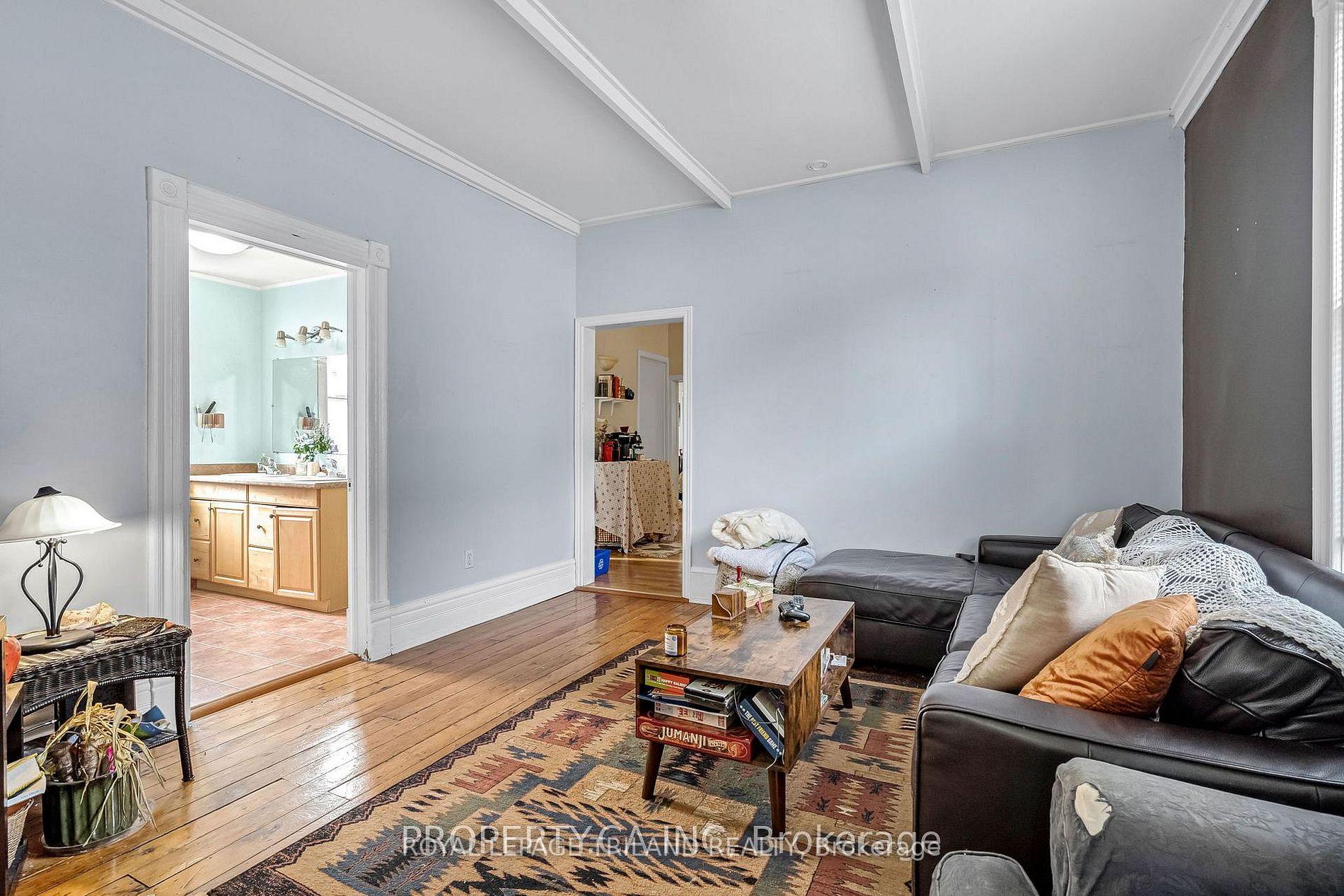 residential Property Image no.1