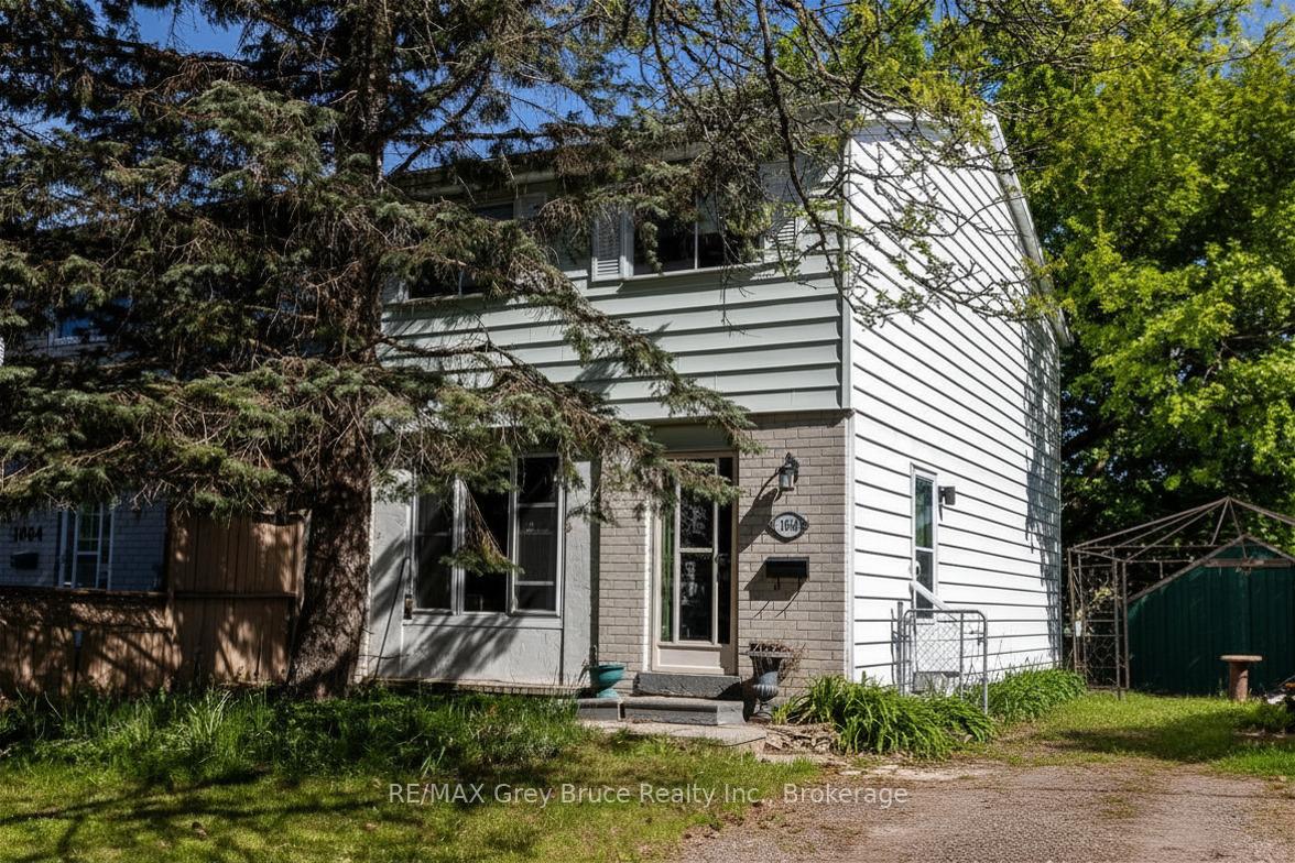 1068 11th Street E, Owen Sound, ON N4K 5V6 — Owen Sound, Ontario