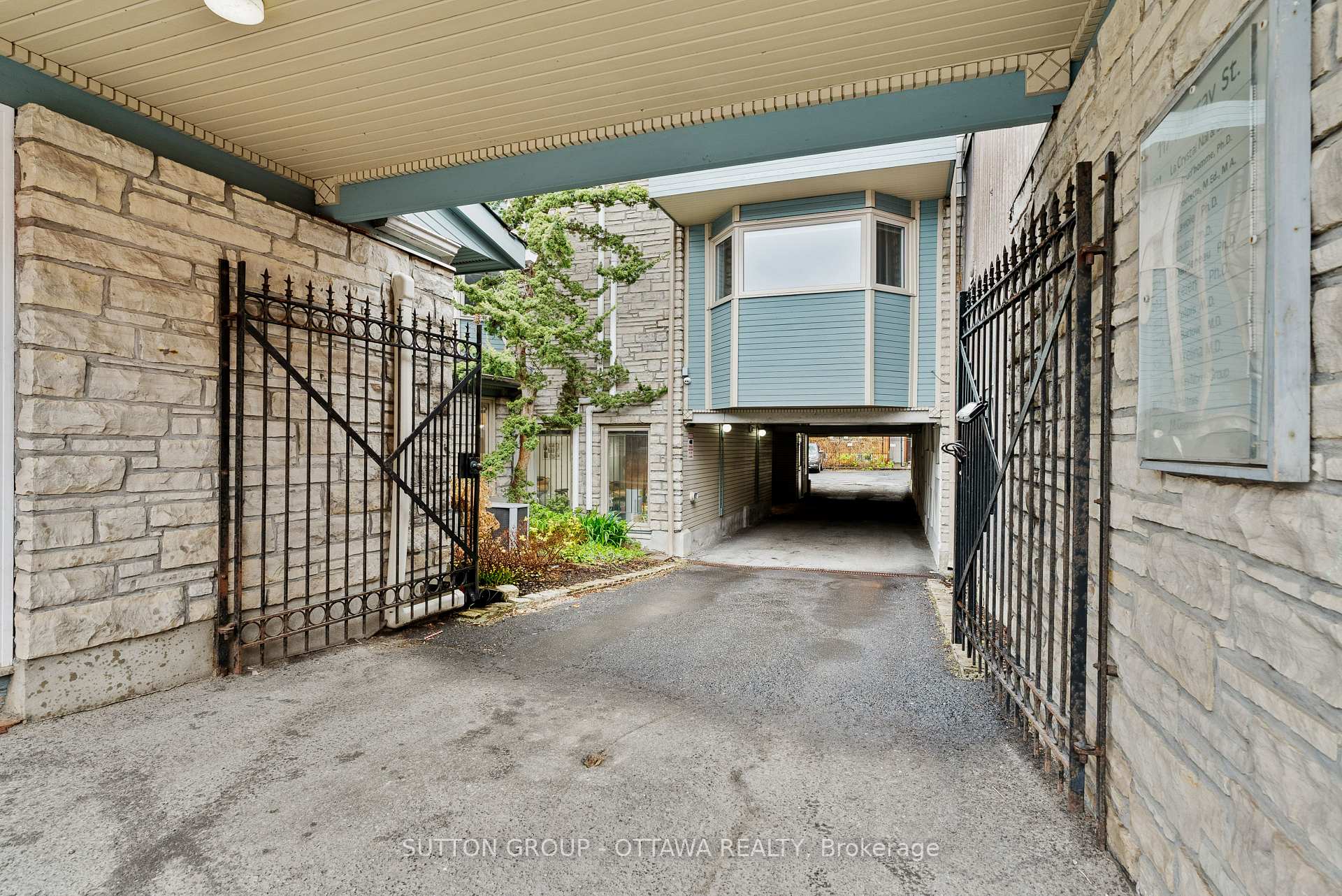 117 Murray Street 201, Lower Town - Sandy Hill — photo 2 of 5