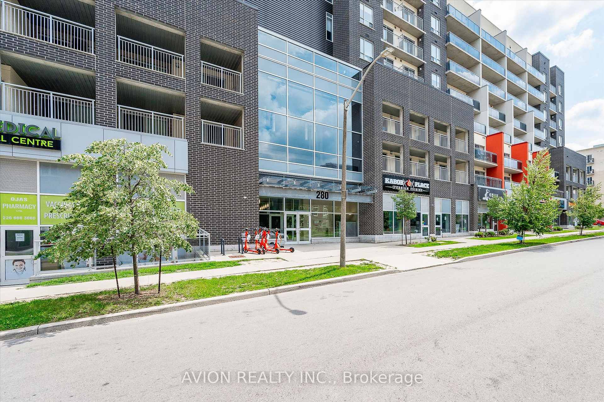 280 Lester Street 618, Waterloo — photo 3 of 5