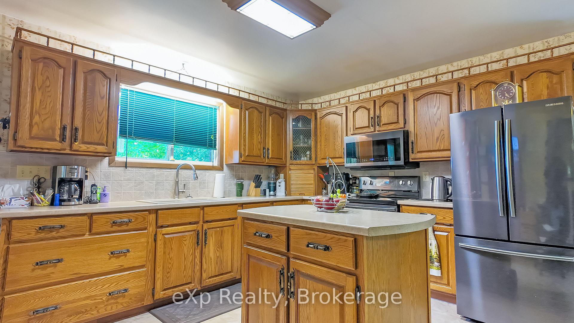 448 Lake Rosalind Road 4 N/A, Brockton — photo 5 of 5