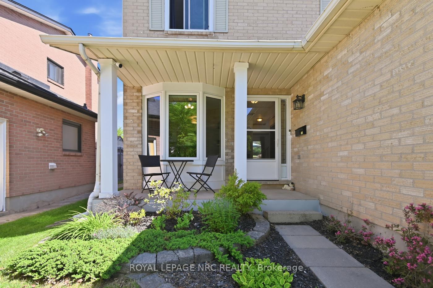 54 Merritt Crescent, Grimsby — photo 2 of 5