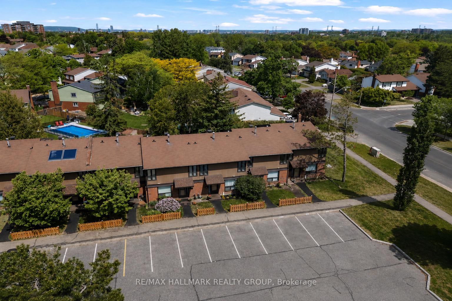 890 Cahill Drive W 41, Hunt Club - Windsor Park Village and Area, ON K1V 9A4 — Hunt Club - Windsor Park Village and Area, Ontario