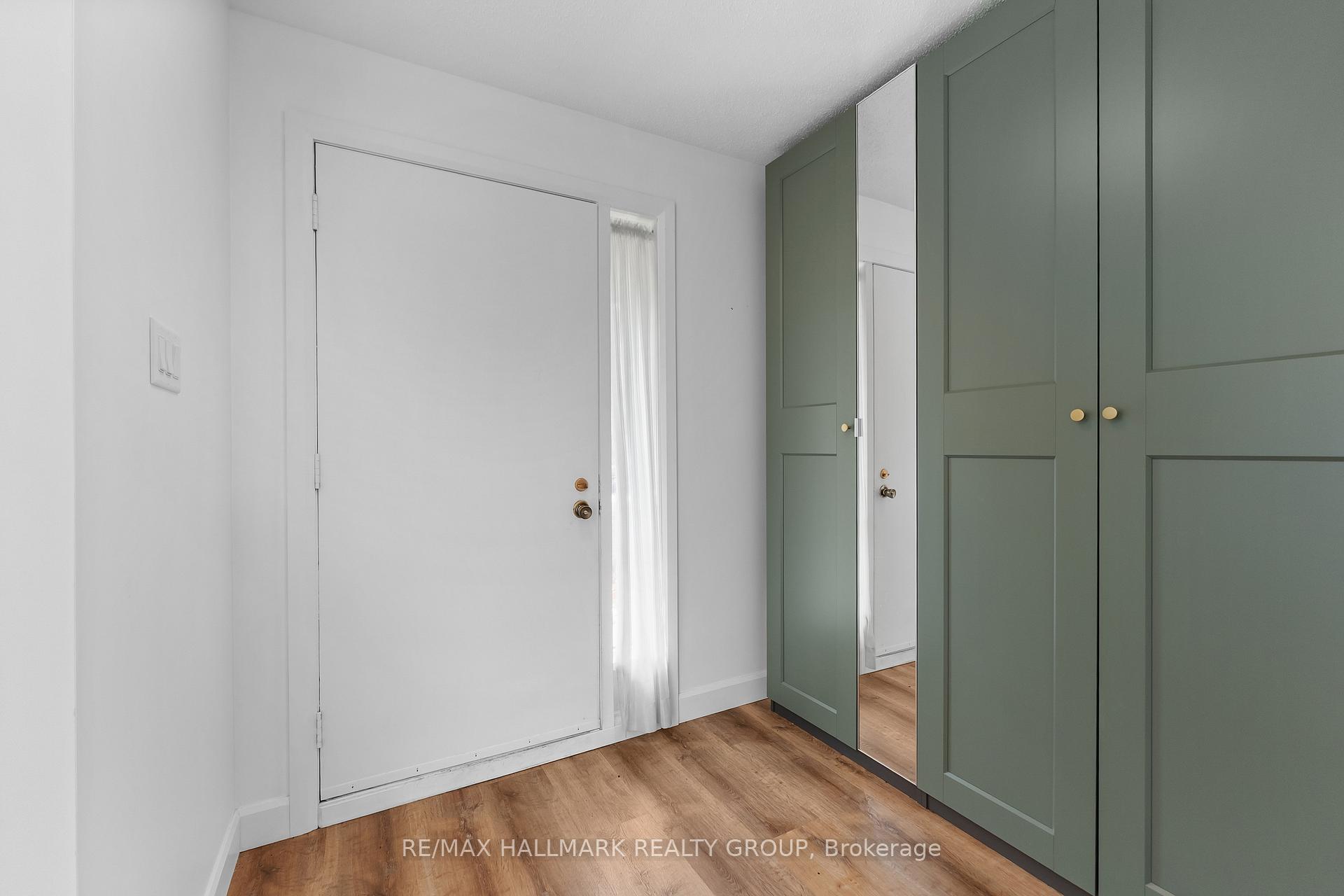 890 Cahill Drive W 41, Hunt Club - Windsor Park Village and Area — photo 4 of 5