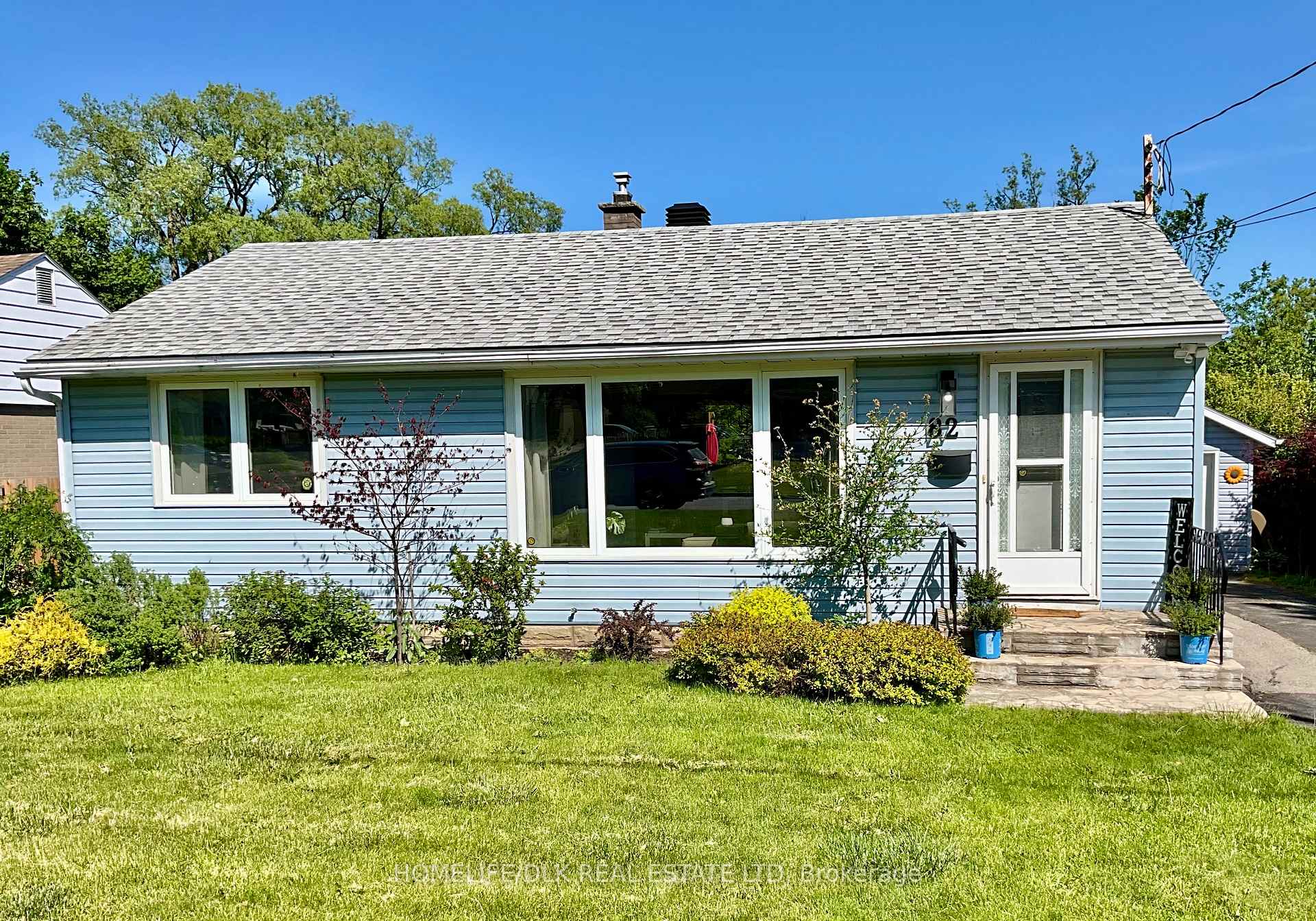 82 Brookview Crescent, Brockville — photo 2 of 5