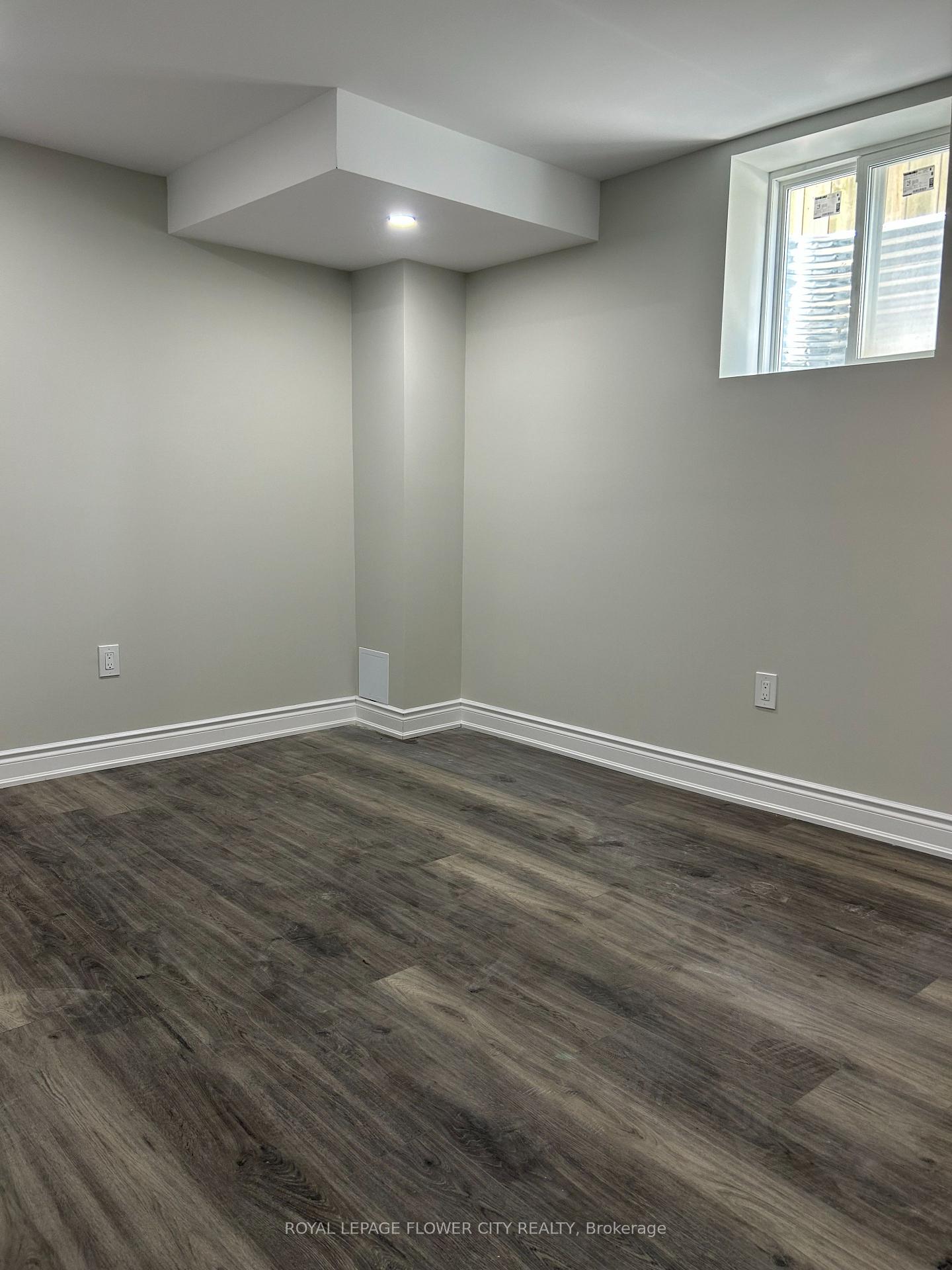 200 Hunter Way Basement, Brantford — photo 4 of 5
