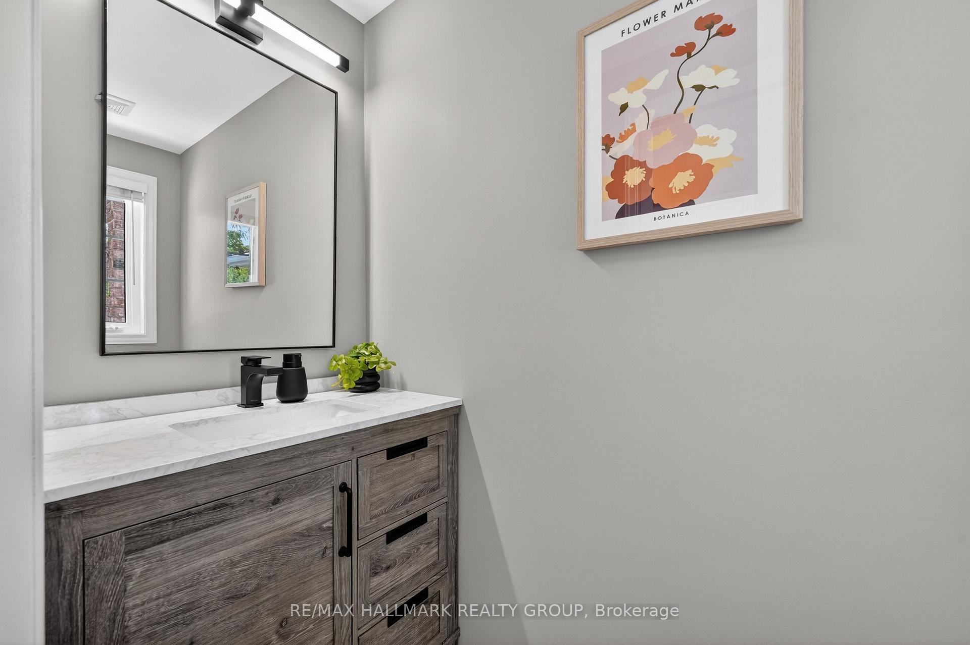 968 Lucille Way, Orleans - Cumberland and Area — photo 4 of 5