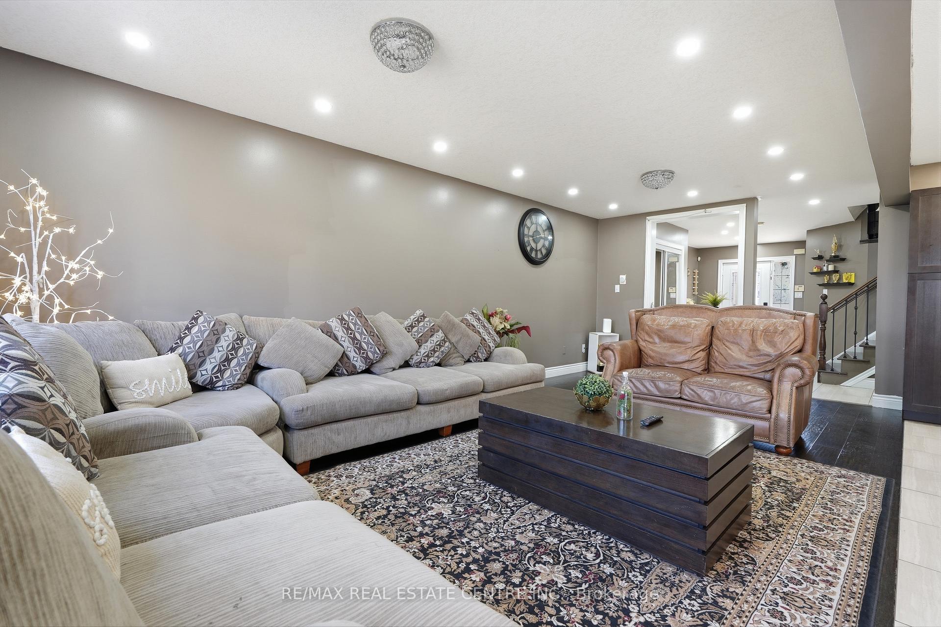 110 Green Gate Boulevard, Cambridge — photo 5 of 5