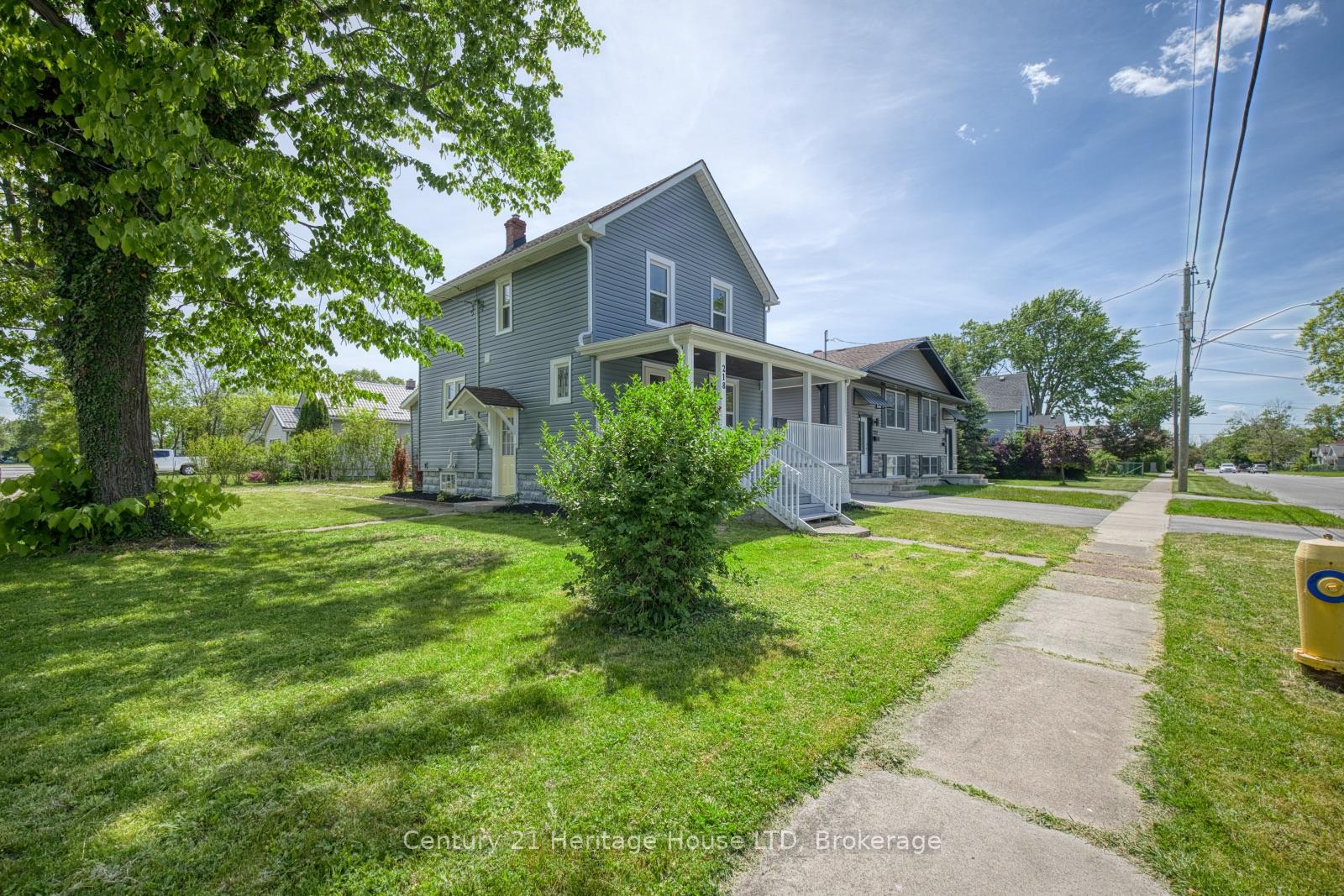 218 Henrietta Street, Fort Erie — photo 3 of 5