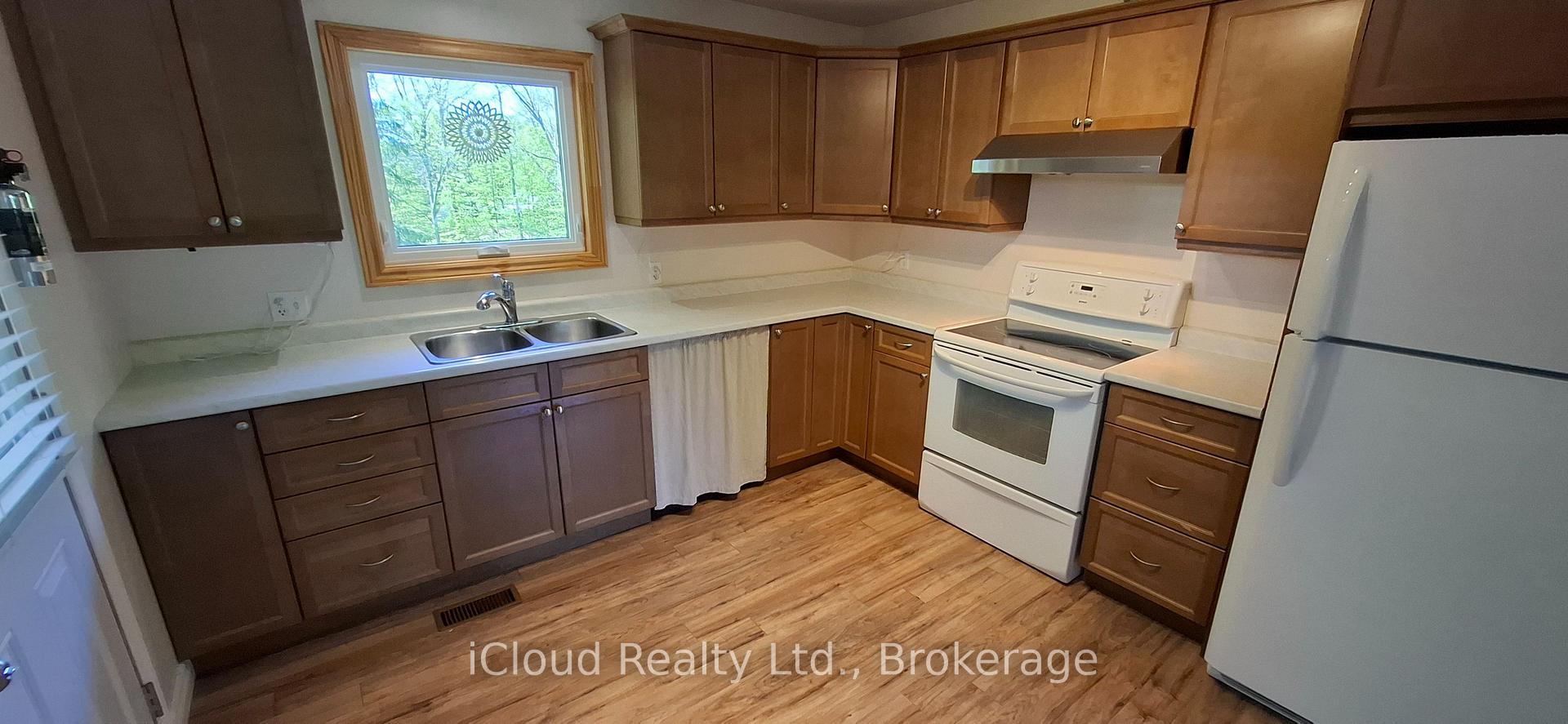 481 24th Street W, Owen Sound — photo 3 of 5
