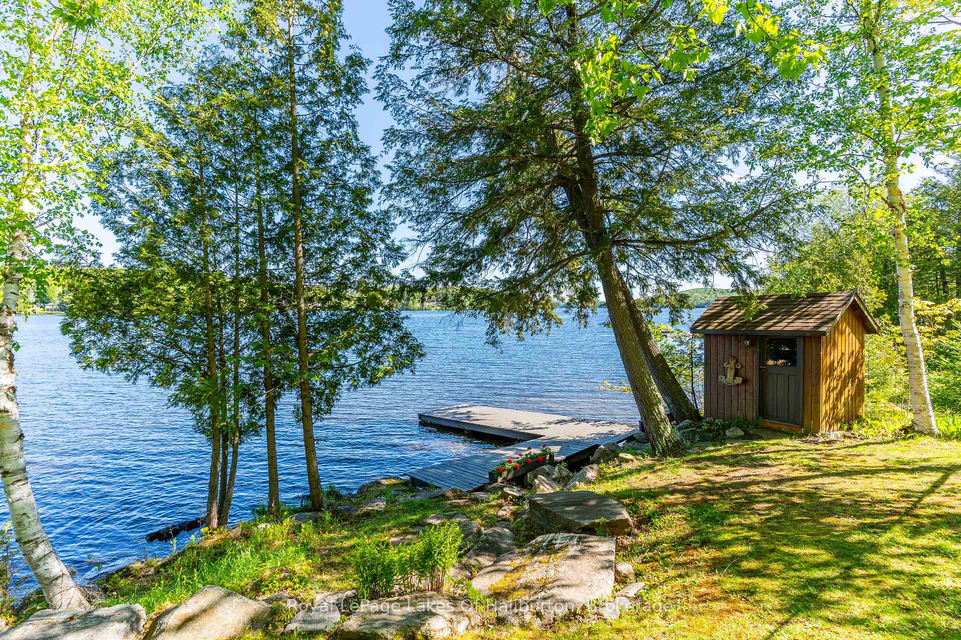 2697 Kashagawigamog Lake Road, Dysart et al — photo 4 of 5