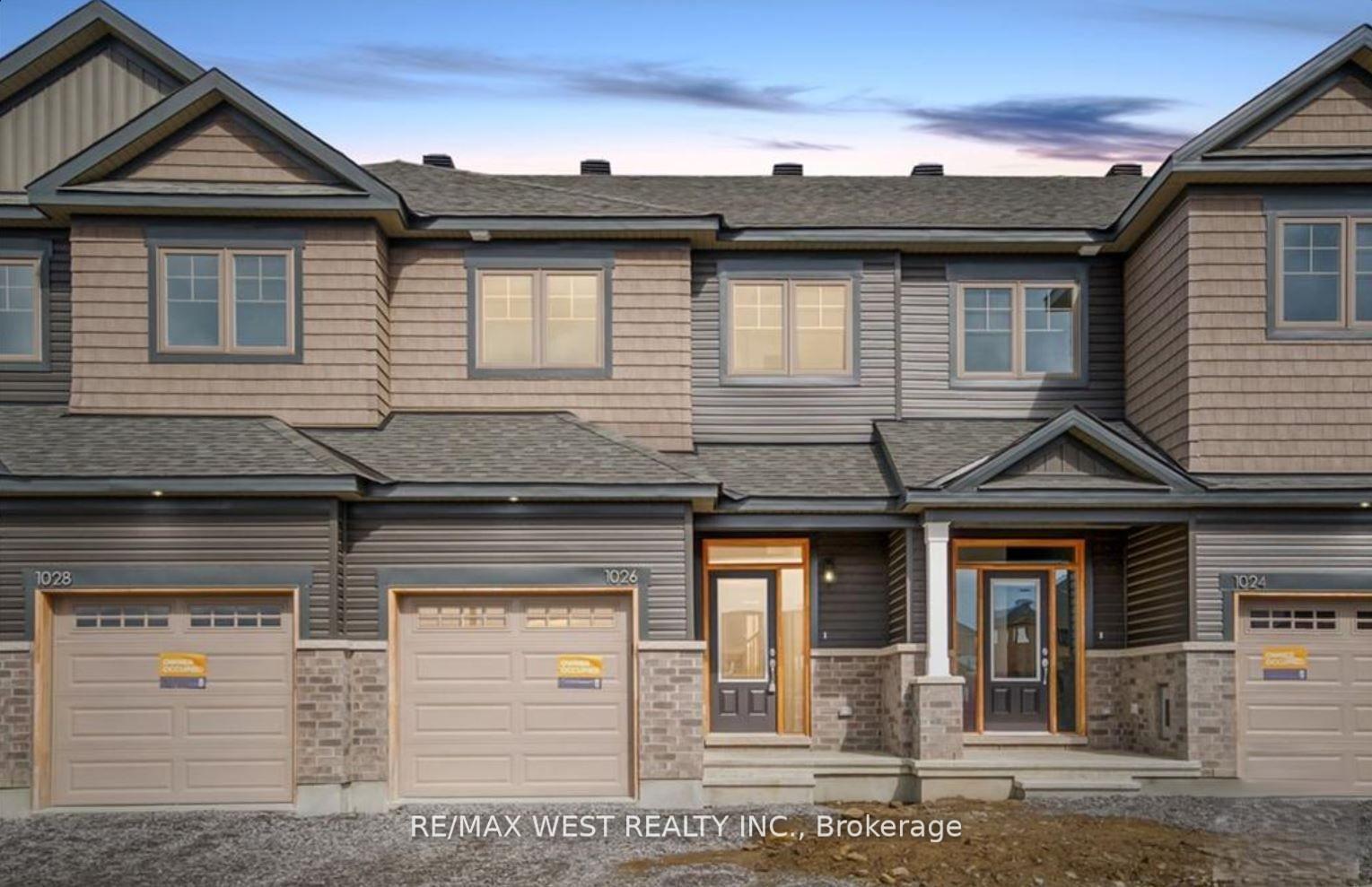 1026 Kijik Crescent, Blossom Park - Airport and Area, ON K1X 1G6 — Blossom Park - Airport and Area, Ontario