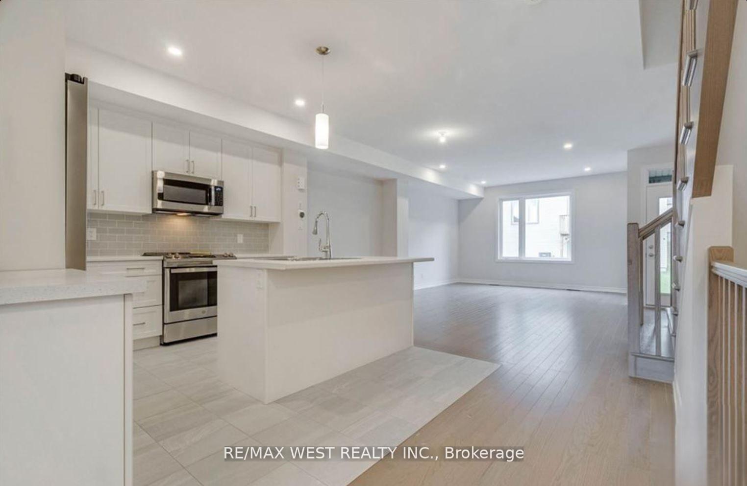 1026 Kijik Crescent, Blossom Park - Airport and Area — photo 4 of 5