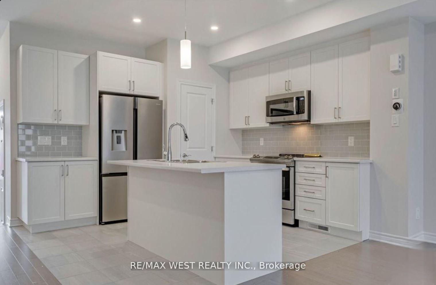 1026 Kijik Crescent, Blossom Park - Airport and Area — photo 5 of 5