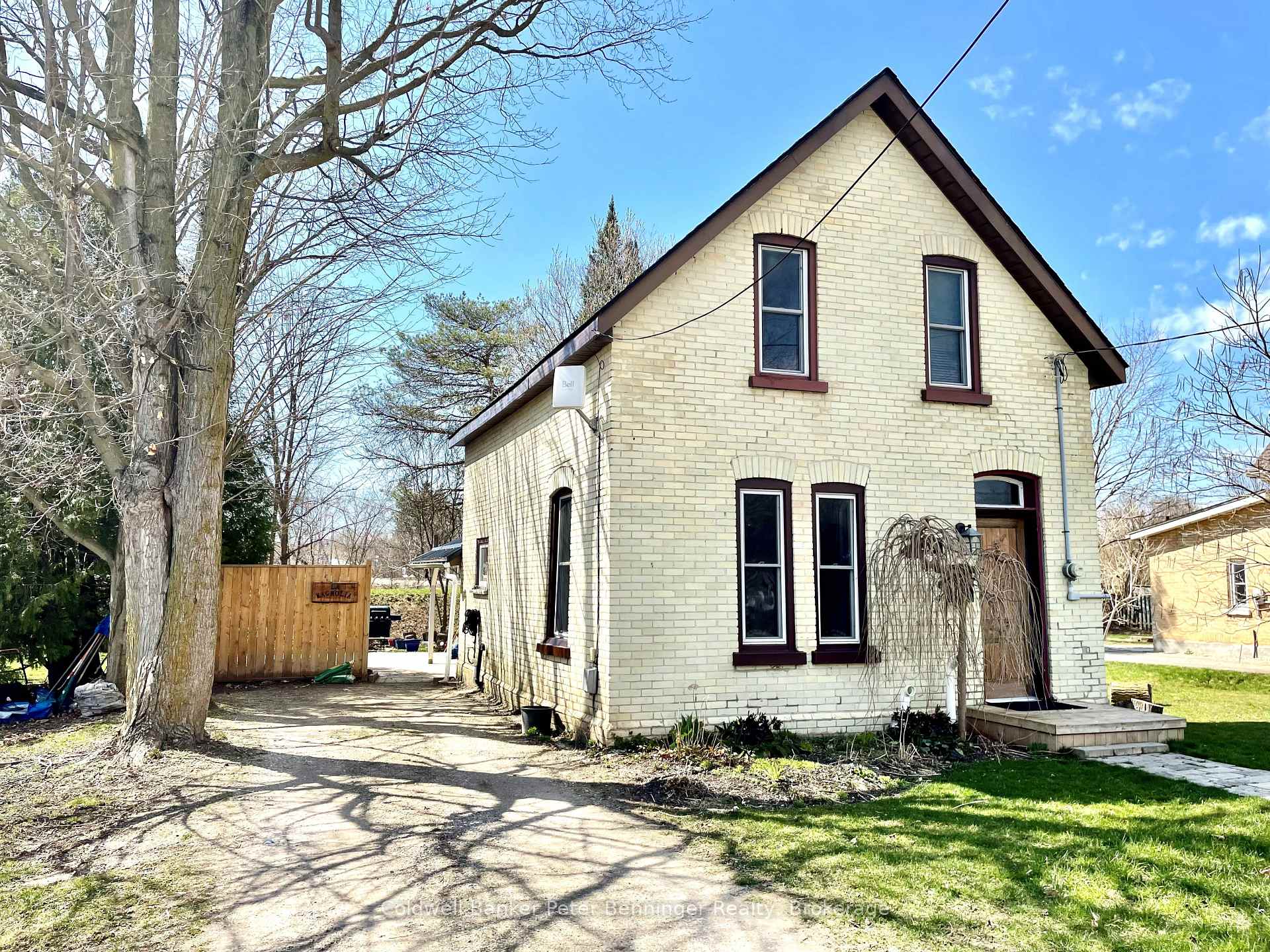 113 William Street, Brockton — photo 2 of 5