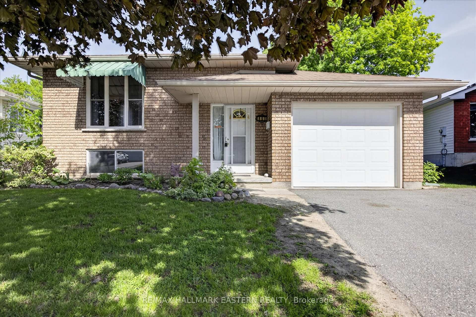 890 Chapel Road, Peterborough, ON K9H 7M3 — Peterborough, Ontario