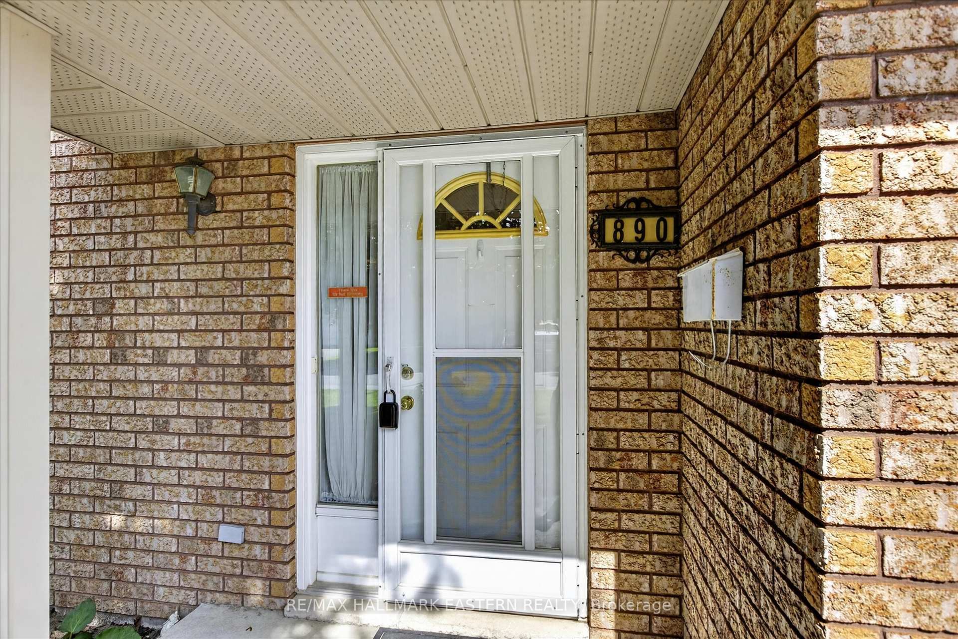 890 Chapel Road, Peterborough — photo 3 of 5
