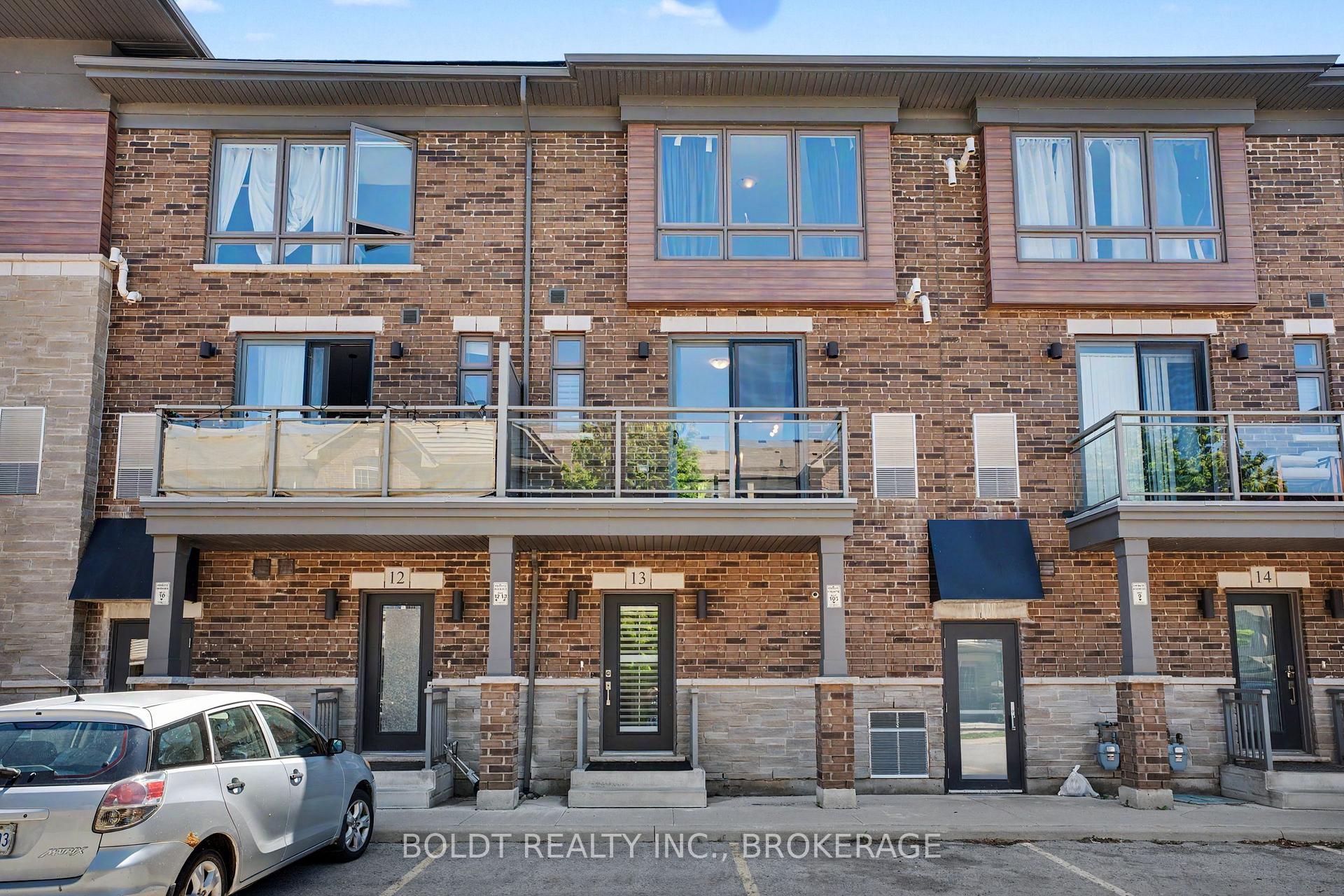 510 North Service Road 13, Grimsby — photo 2 of 5