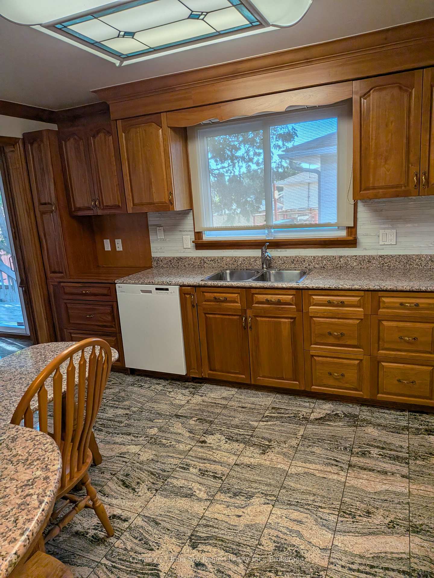 1 Portage Avenue, North Bay — photo 4 of 5