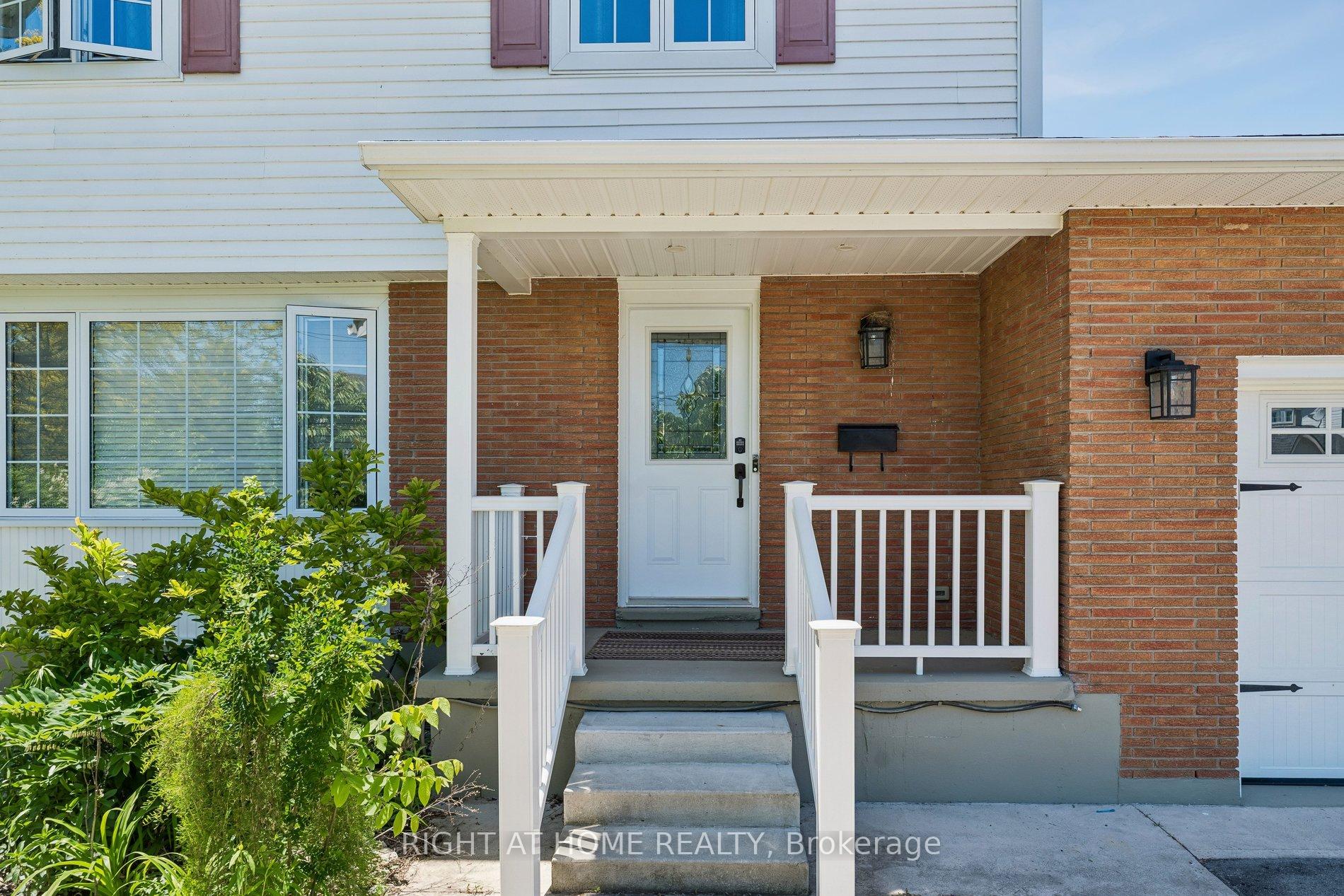 15 KING Street, Fort Erie — photo 4 of 5